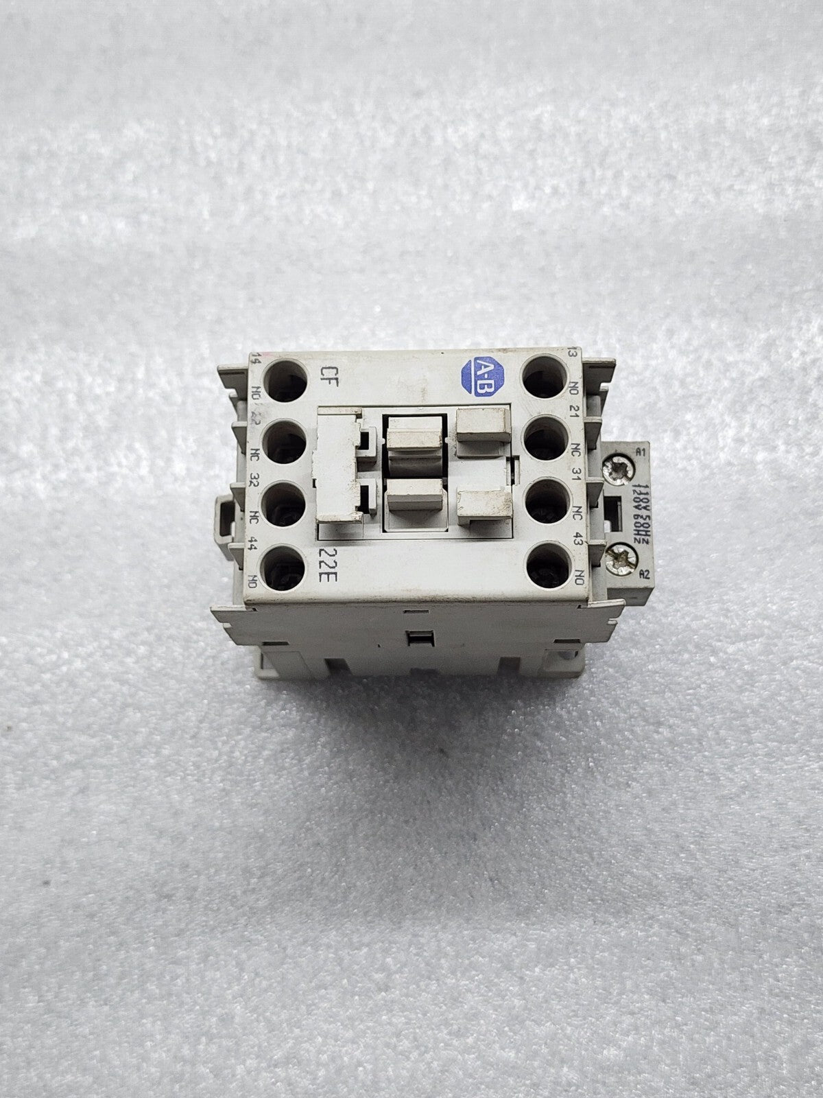 ALLEN BRADLEY CAT 700-CF220-A MAGNETIC CONTACTOR COIL VOLTAGE 110-120V