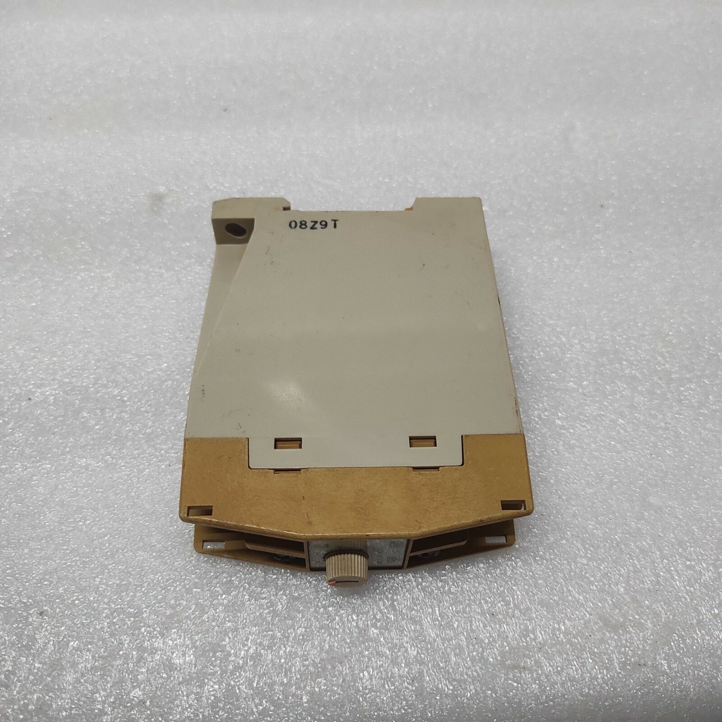 OMRON H3D TIMER 0-10 MIN 100-120VAC