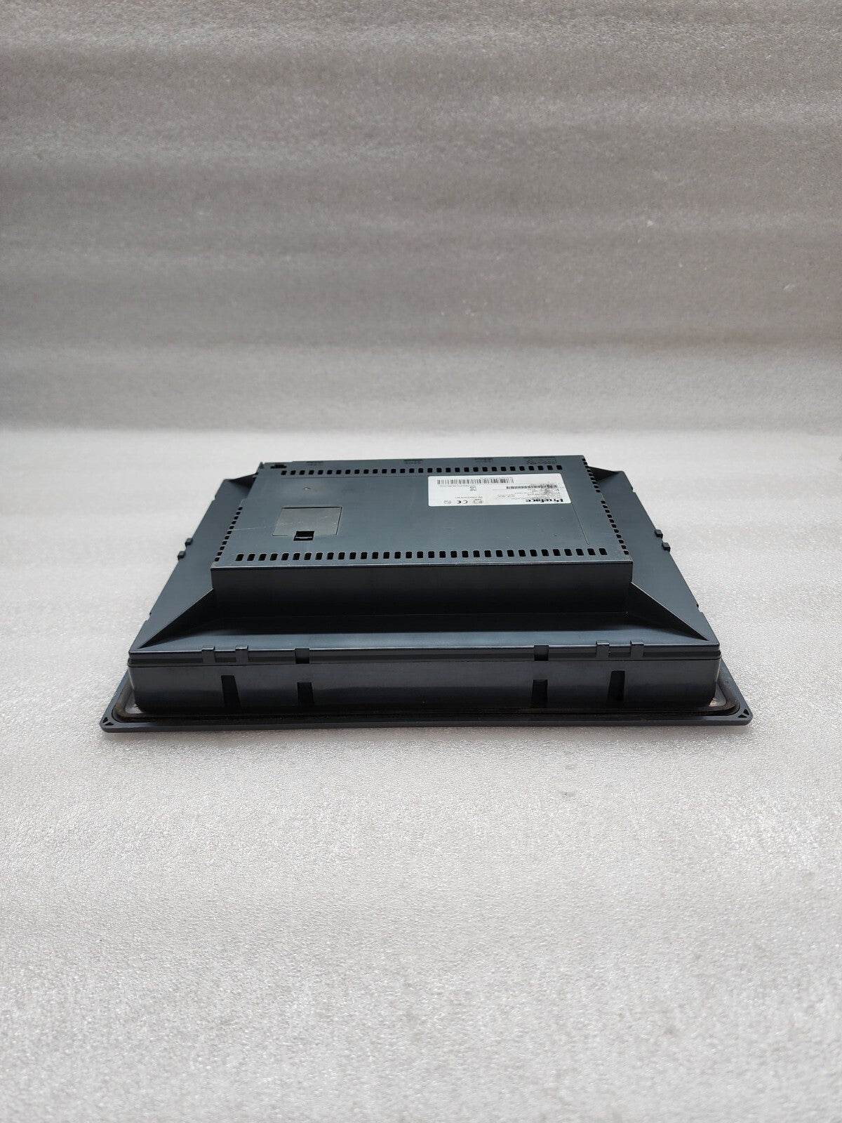 PROFACE PFXGE4501WAD HMI GC-4501W 24VDC