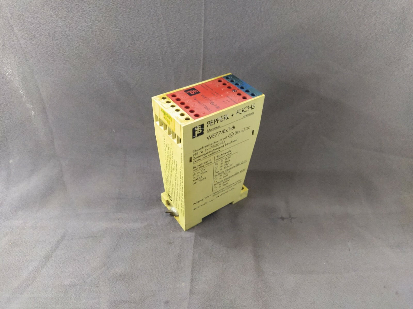Pepperl + Fuchs WE77/EX1-B Switch Amplifier 07262S 230V AC WE77-EX1-B