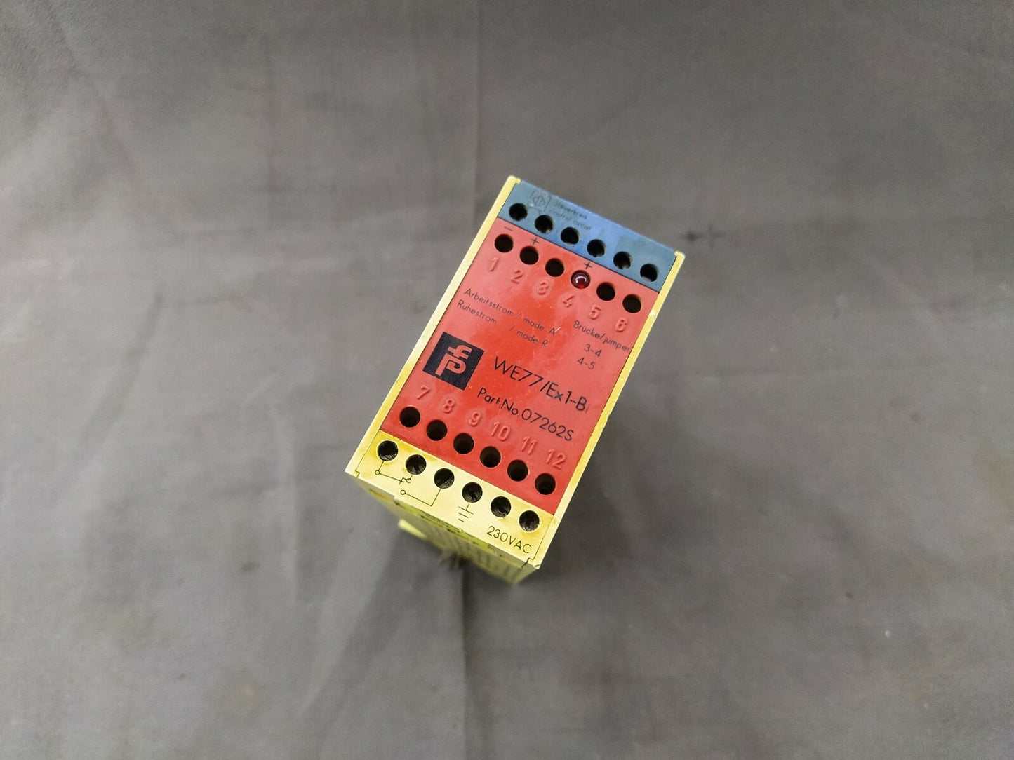 Pepperl + Fuchs WE77/EX1-B Switch Amplifier 07262S 230V AC WE77-EX1-B