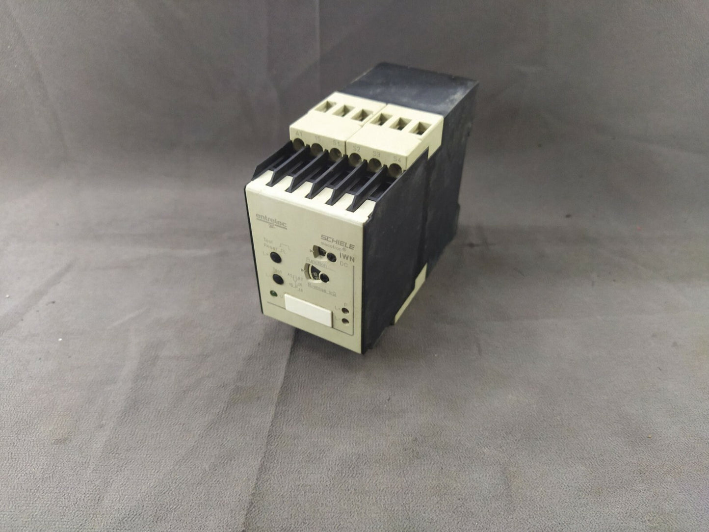 Schiele IWN DC Mecotron 2-450-065-00 Earth Leakage Monitoring Relay 24-240V AC/D