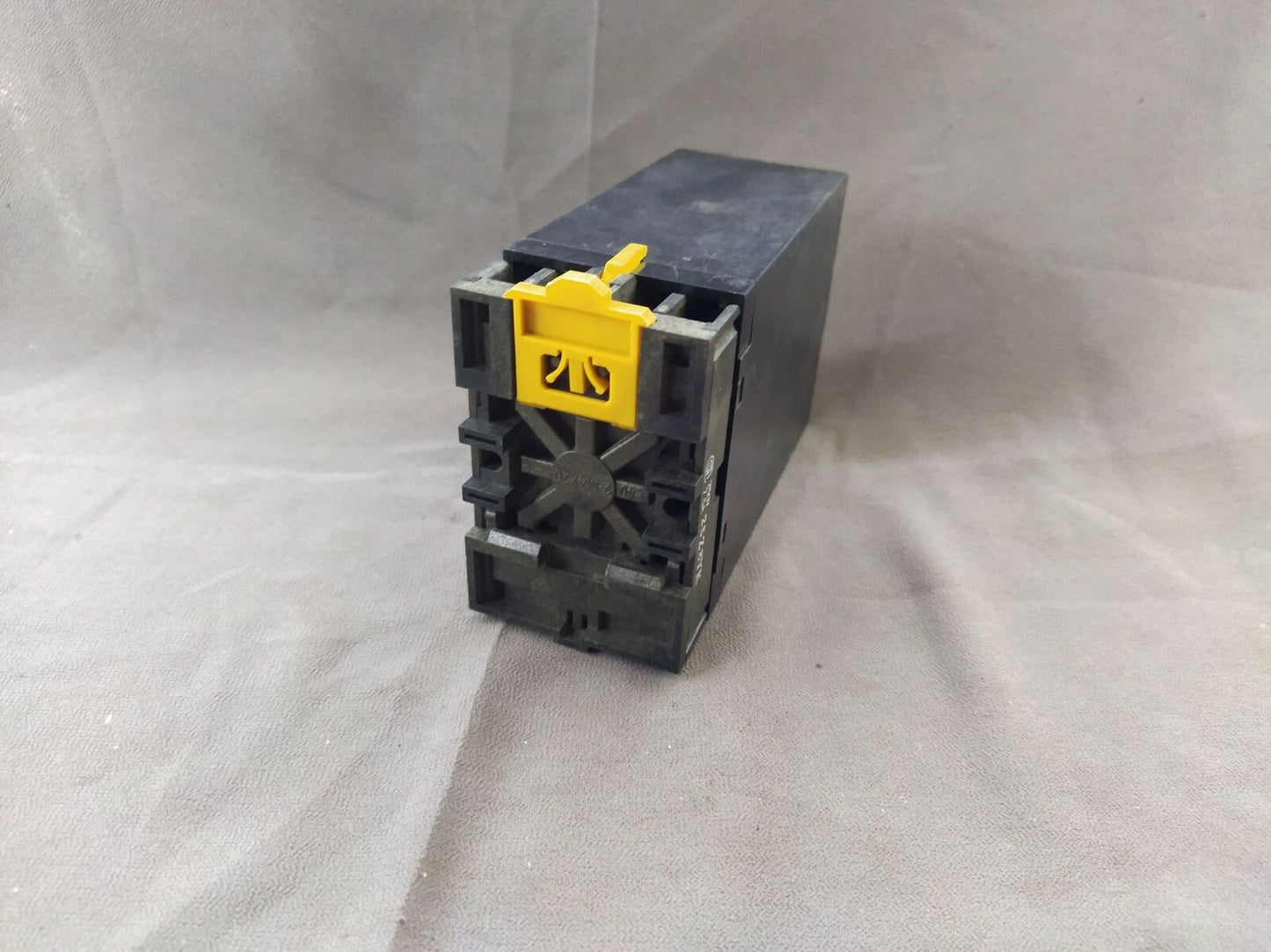 Toyo Keiki DGP-1 Isolator 24V DC DGP1 Input 10V