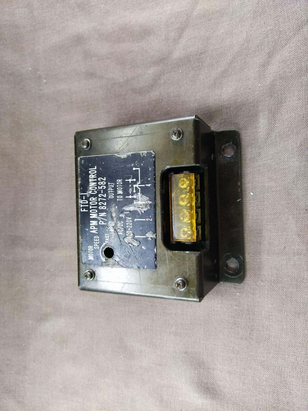 FTD 1 8272-582 APM Motor Control 8272582 100-220 VAC