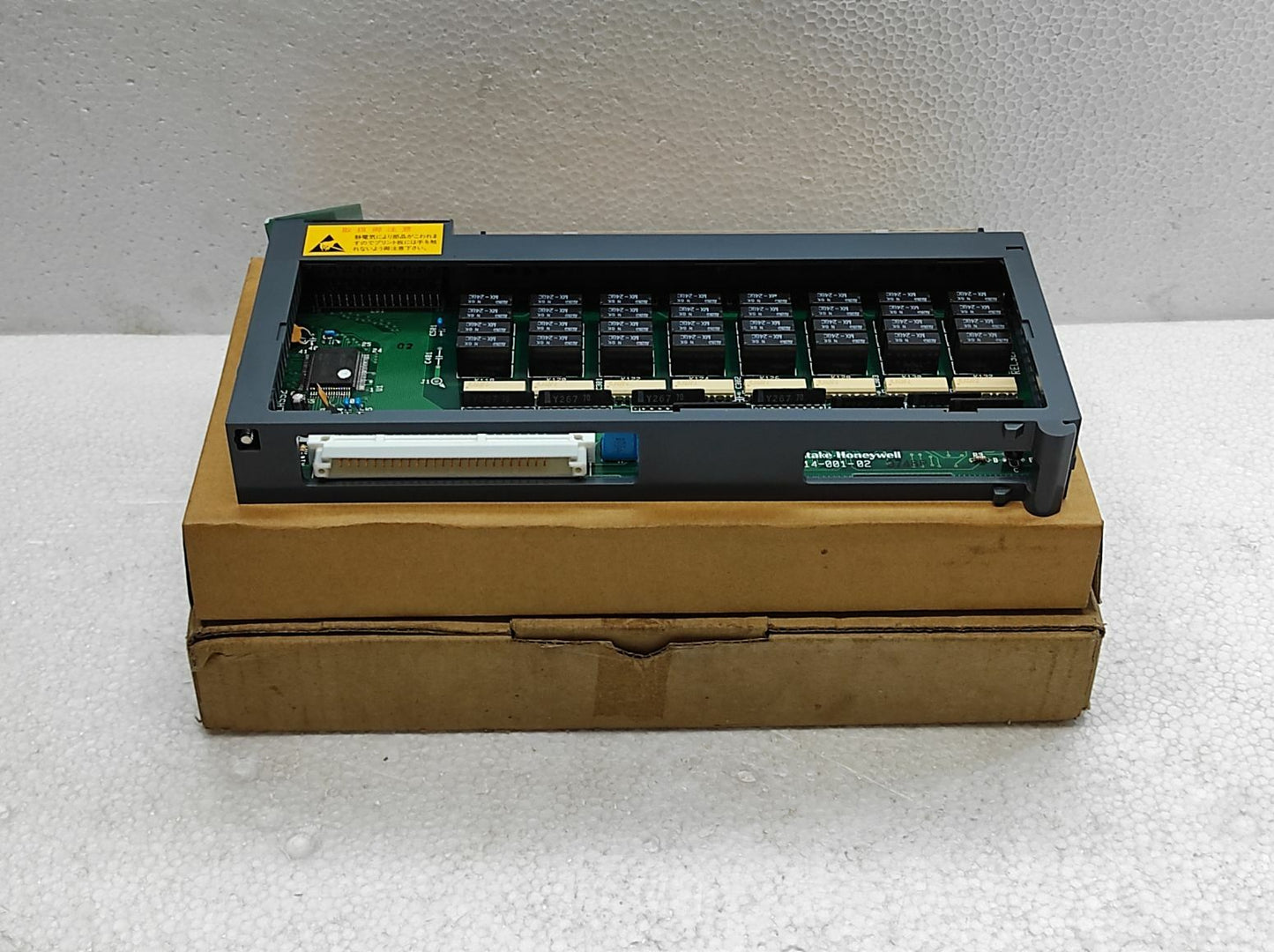 YAMATAKE HONEYWELL 511-0276 RELAY 32PT OUT 2A 5110276