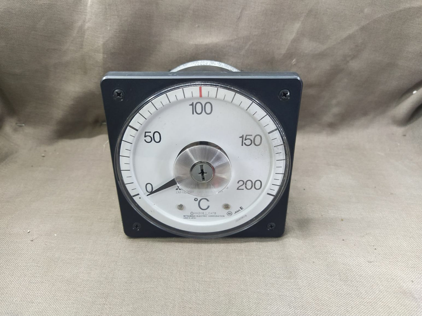 Mitsubishi LM-110NRI Temp Meter 0-200'C LM110NRI