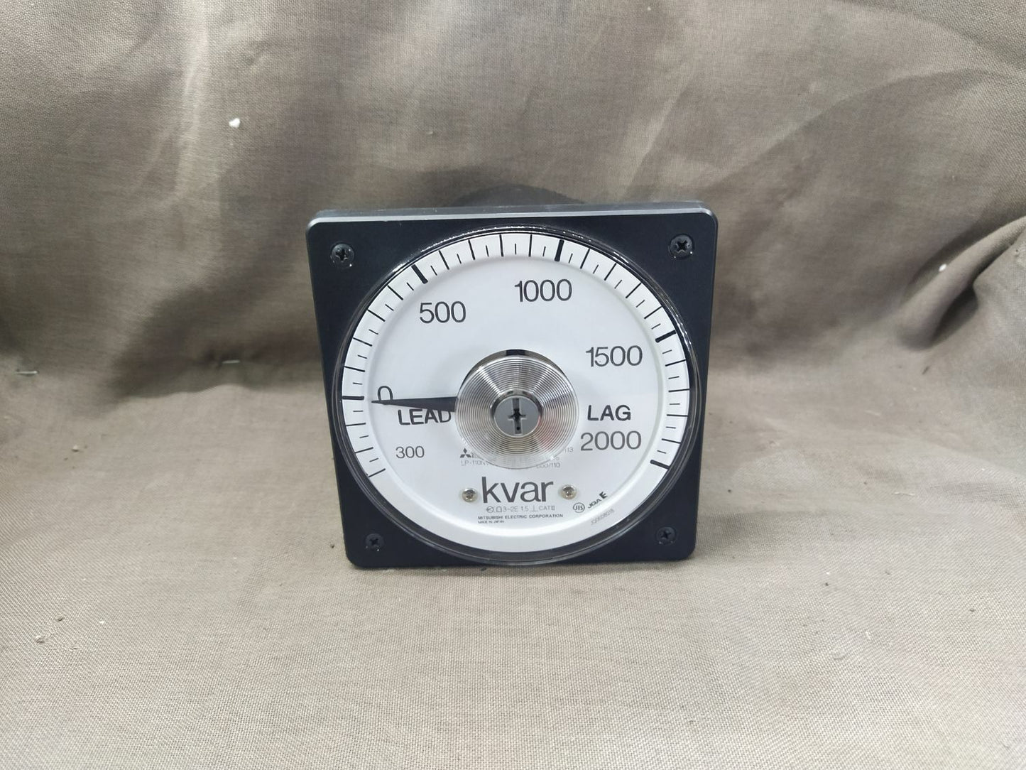 Mitsubishi LP-110NVAR Var Meter 2000 KVAR 5A CT 2500/5 110V VT 600/110 LEAD-LAG