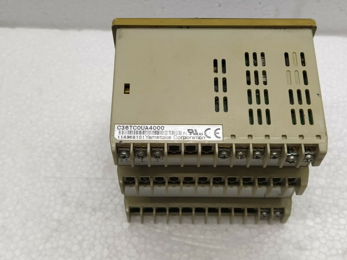 Yamatake Azbil SDC 36 Digital Indicating Controller C36TC0UA4000