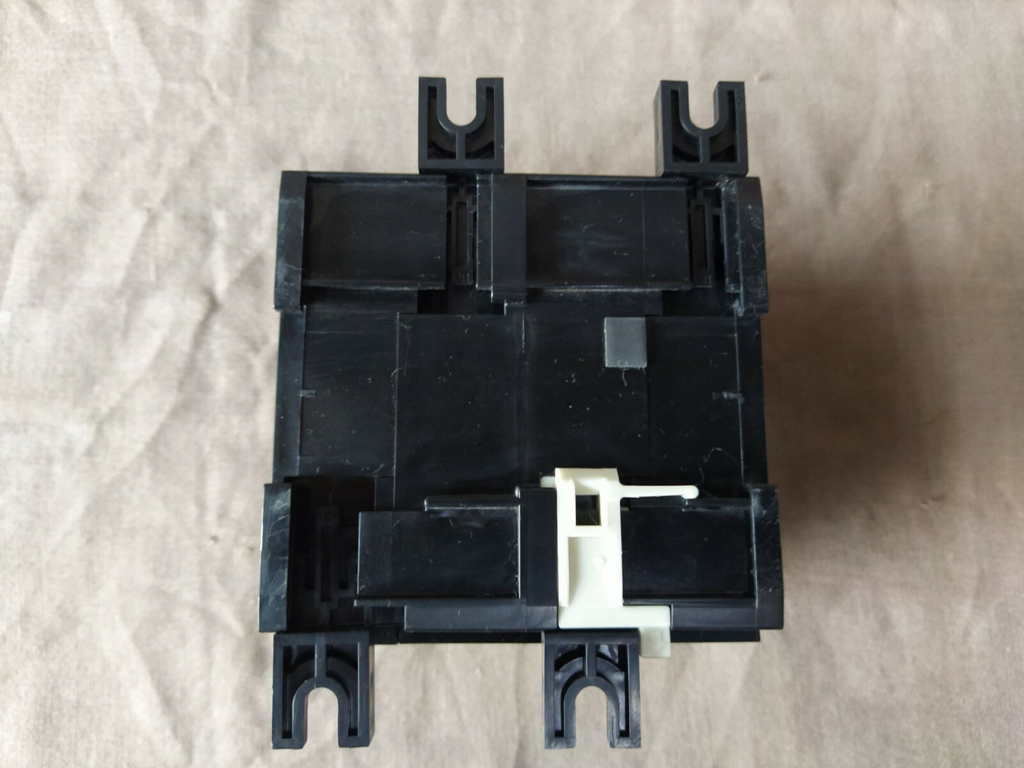 Mitsubishi T-101 SF Frequency Transducer 110V AC T101SF