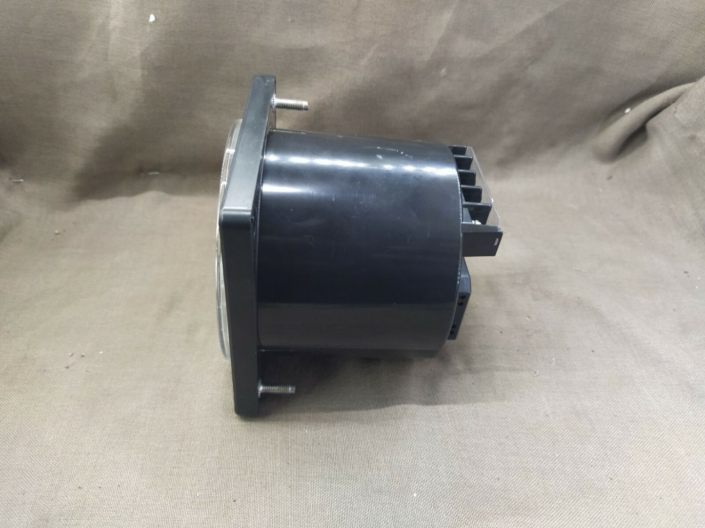 Mitsubishi LS-110NAV SERIES AC Voltmeter 0-800V