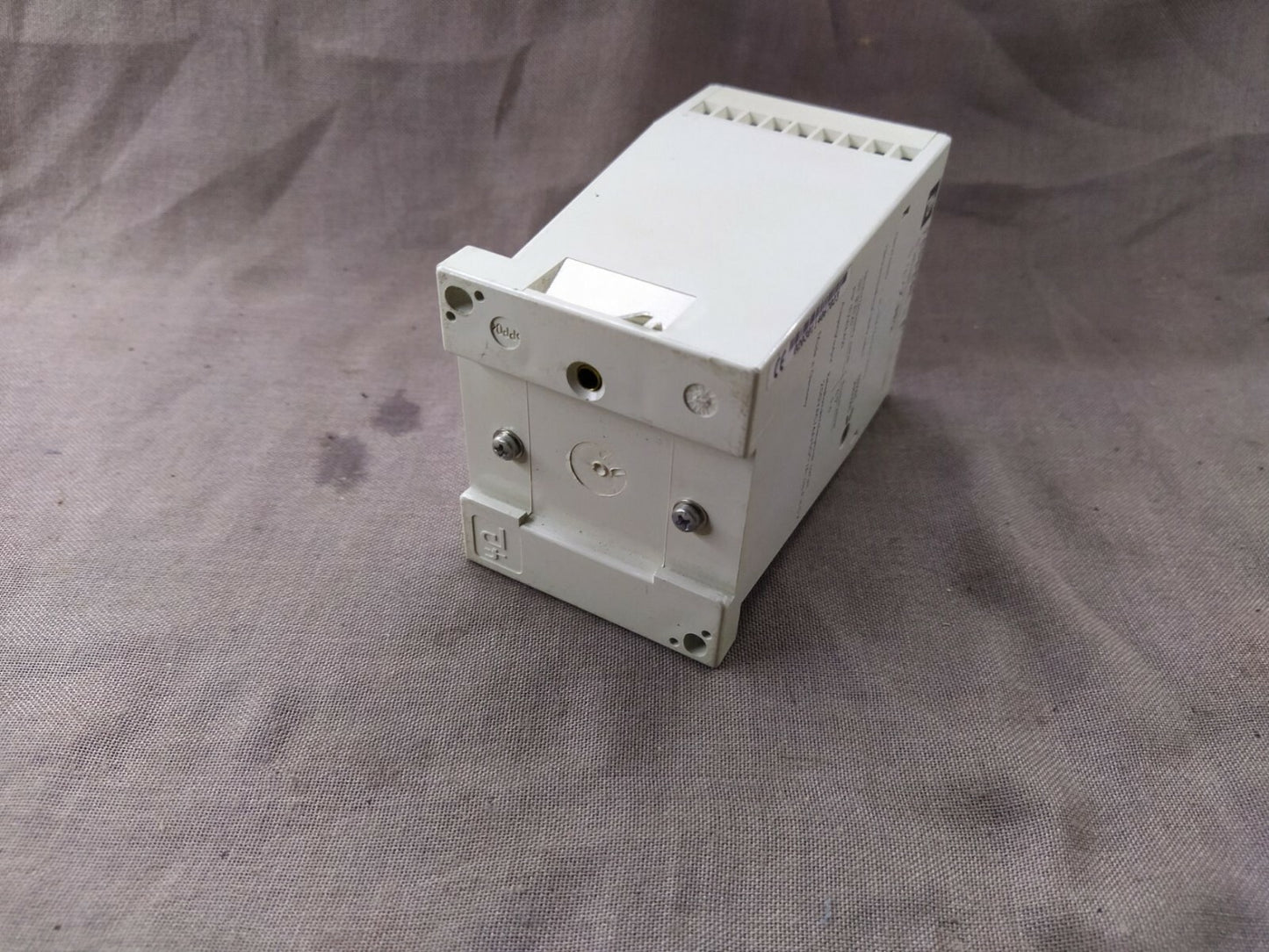 Pepperl + Fuchs WE77-RE2 Switch Amplifier 11924