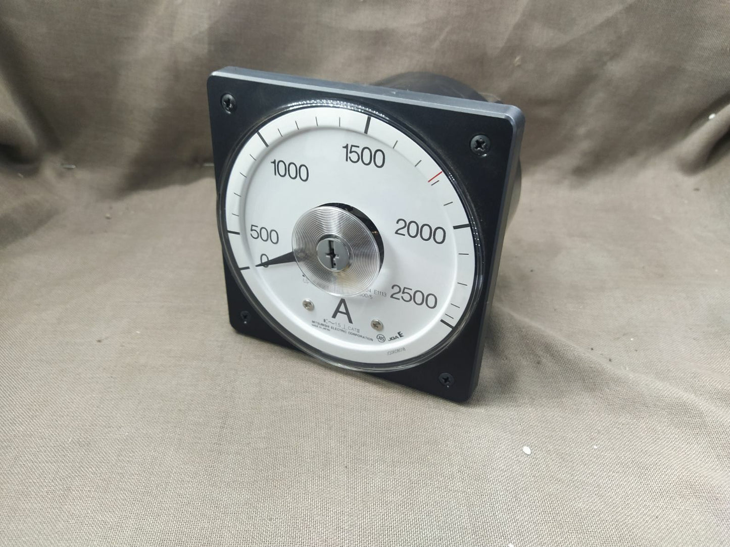 Mitsubishi LS-110NAA Ammeter CT 2500/5 5A LS110NAA LOT OF 4 PC