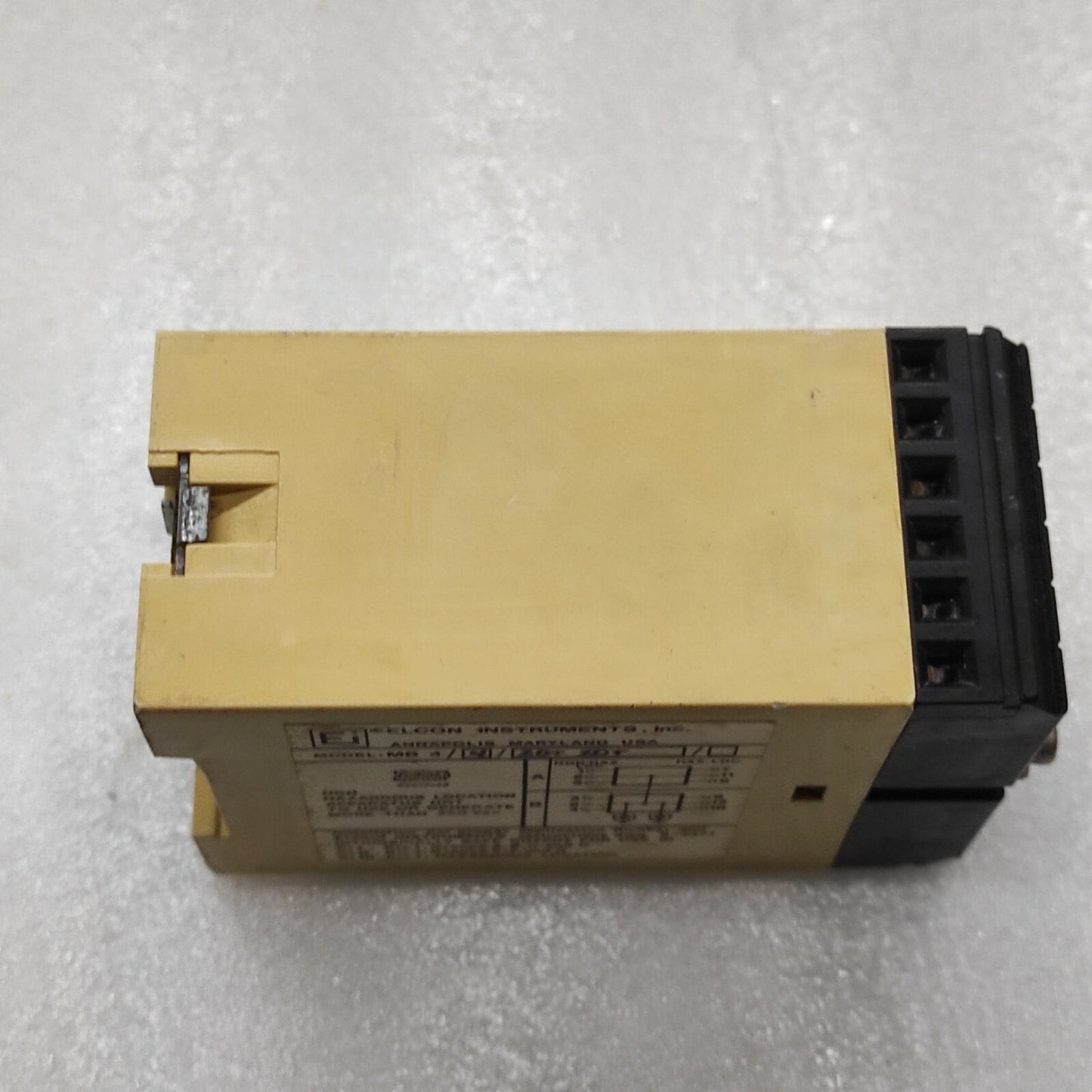 Elcon Instrument MB4/4/20+20+ MB Series Intrinsic Safety Multi Barrier System MB