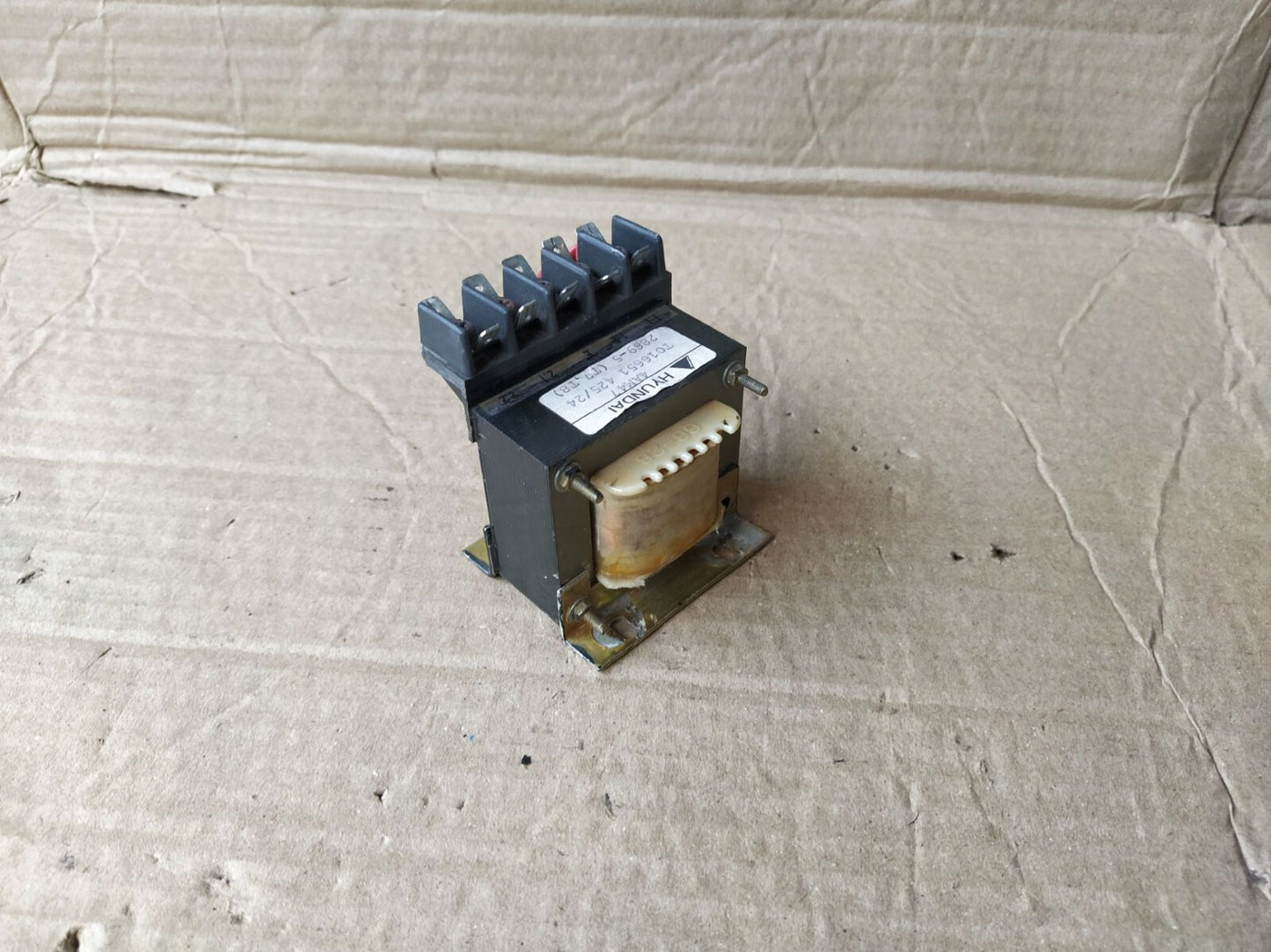 Hyundai 4AM47 TO16651 425/24 Measuring Transformer