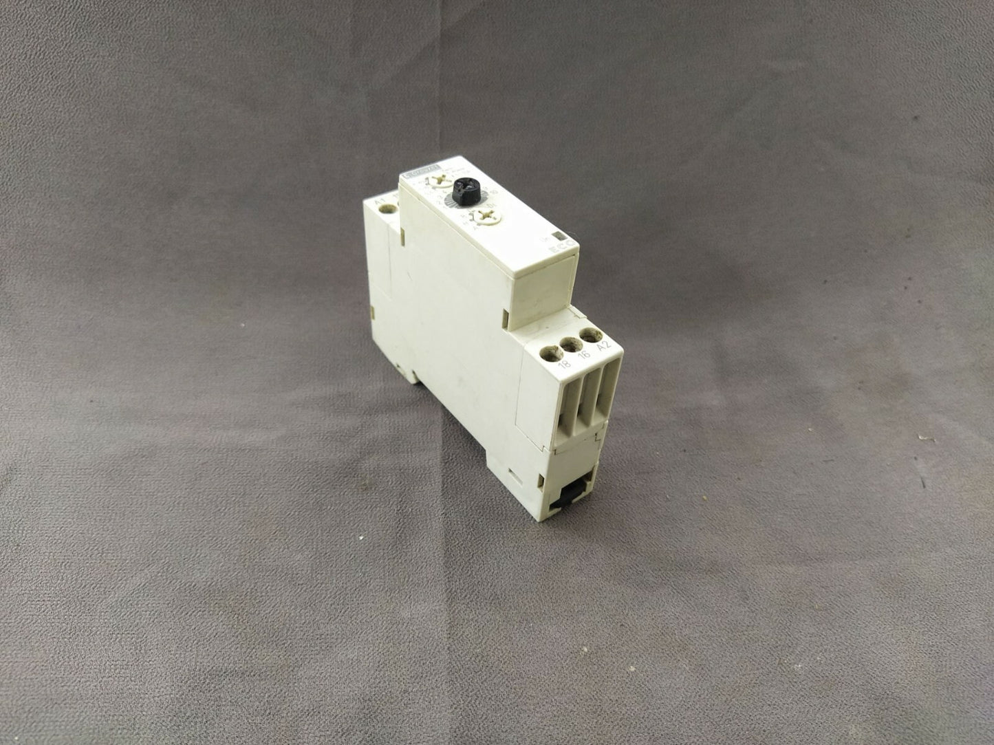 Crouzet MER1 88-826-195 Timer Delay Relay 88826195 0.01s - 10h 24V DC/24-240V AC