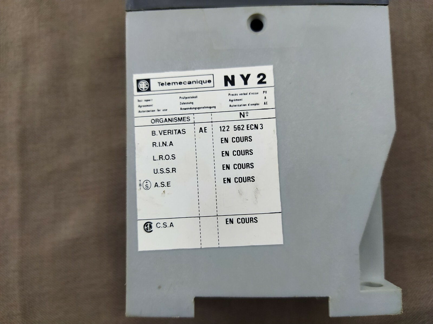Telemecanique NY2 B20 Safety Relay Barrier NY2B20 110-220V AC