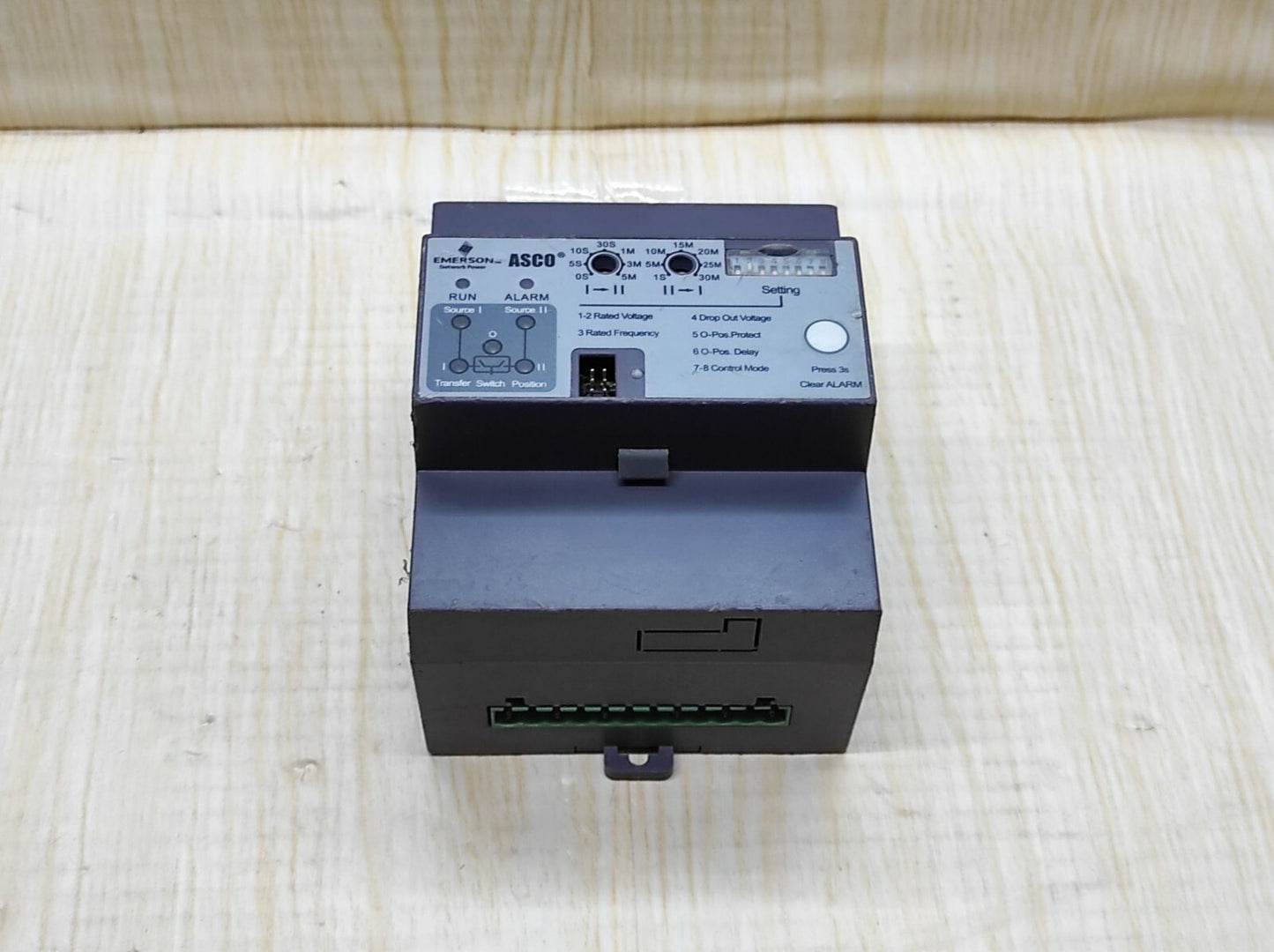 EMERSON ASCO SERIES 230 AUTOMATIC TRANSFER SWITCH D2ADTLB30400KD00