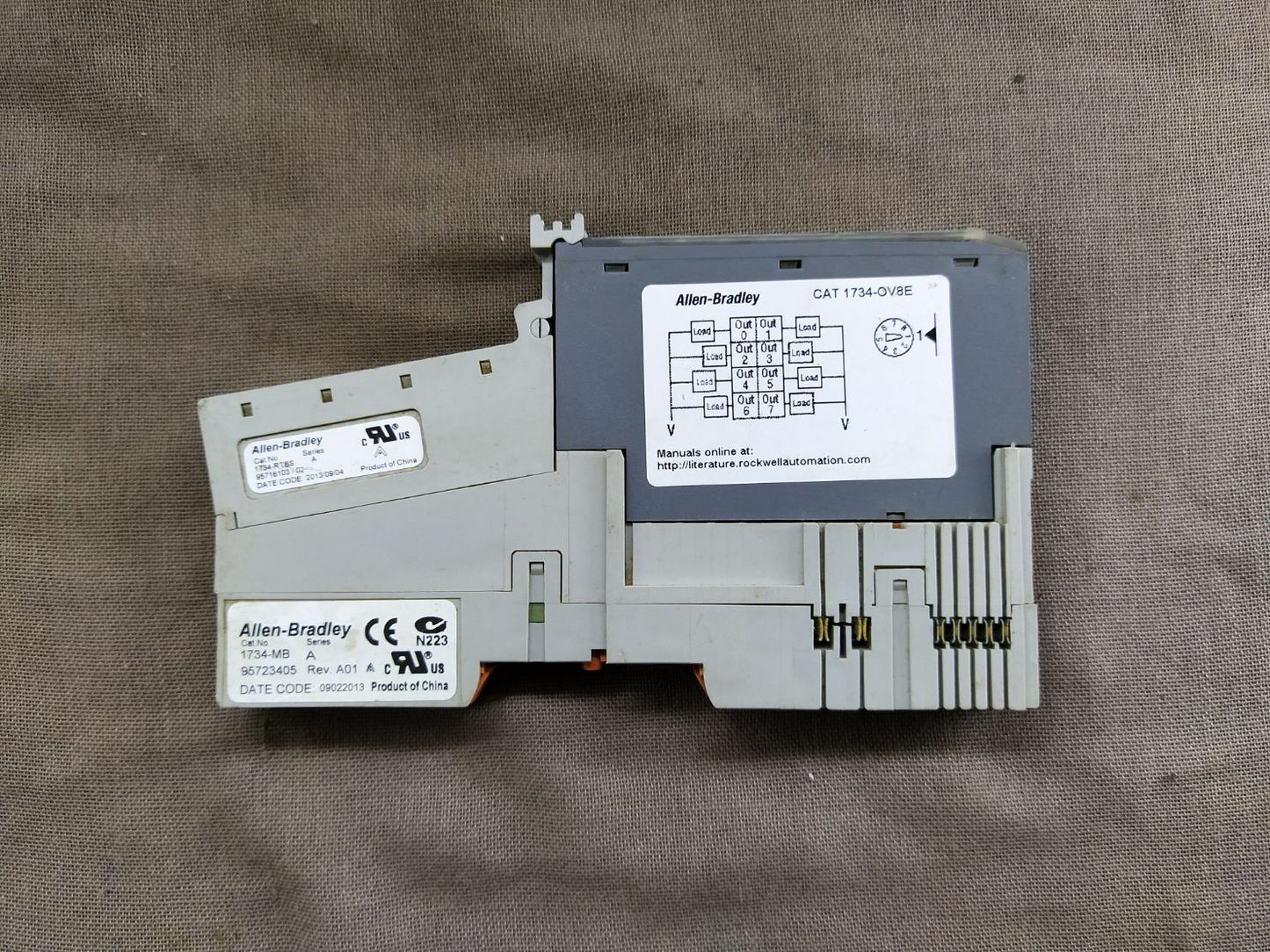 Allen Bradley CAT 1734-OV8E Series C I/O Module
