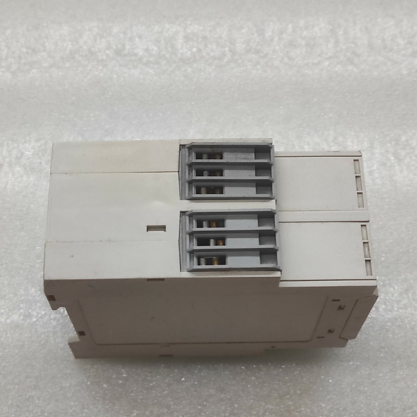 CARLO GAVAZZI DPC01DM48 3-PHASE MONITORING RELAY 400/480VAC