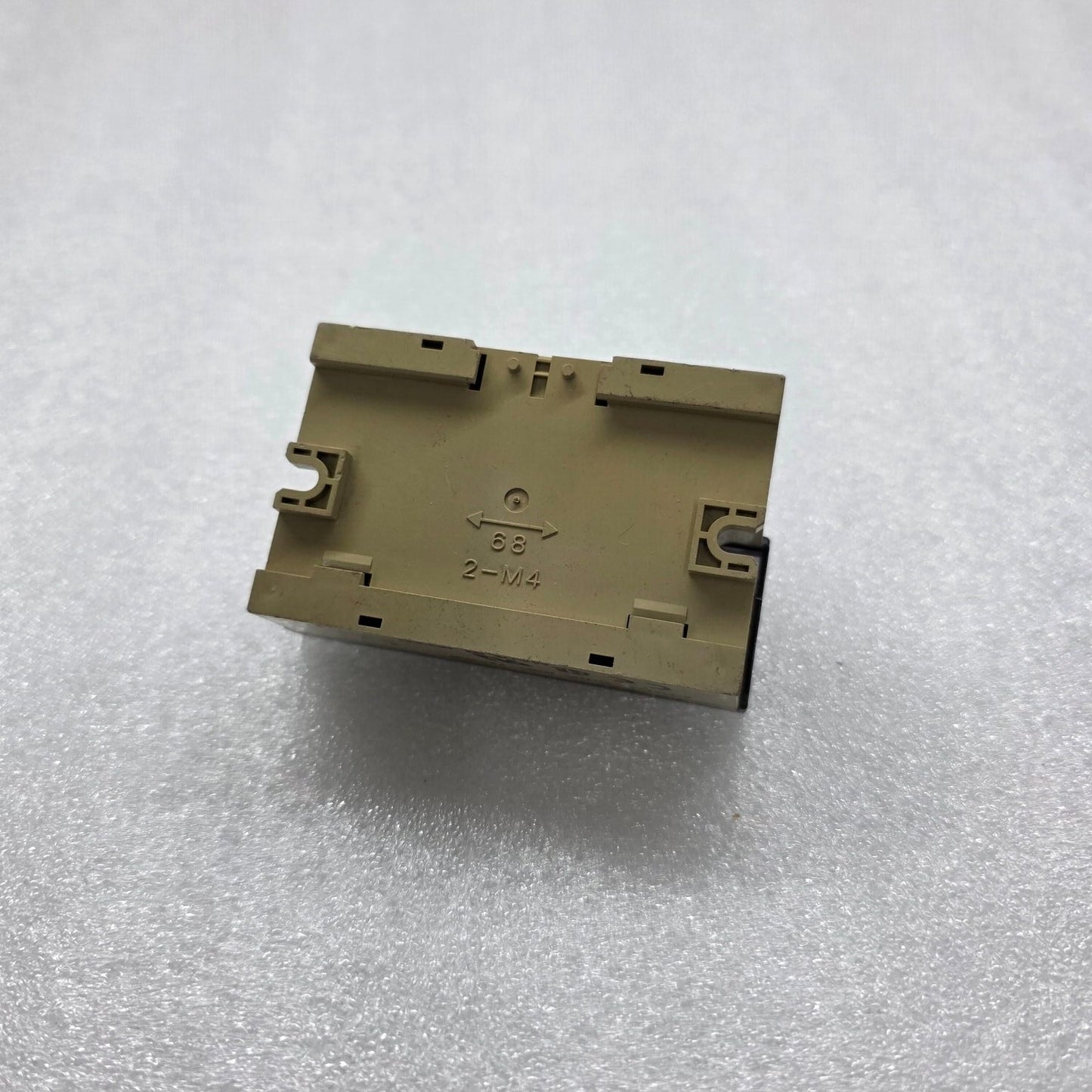 OMRON SRT2-ID08-1 REMOTE TERMINAL 24VDC