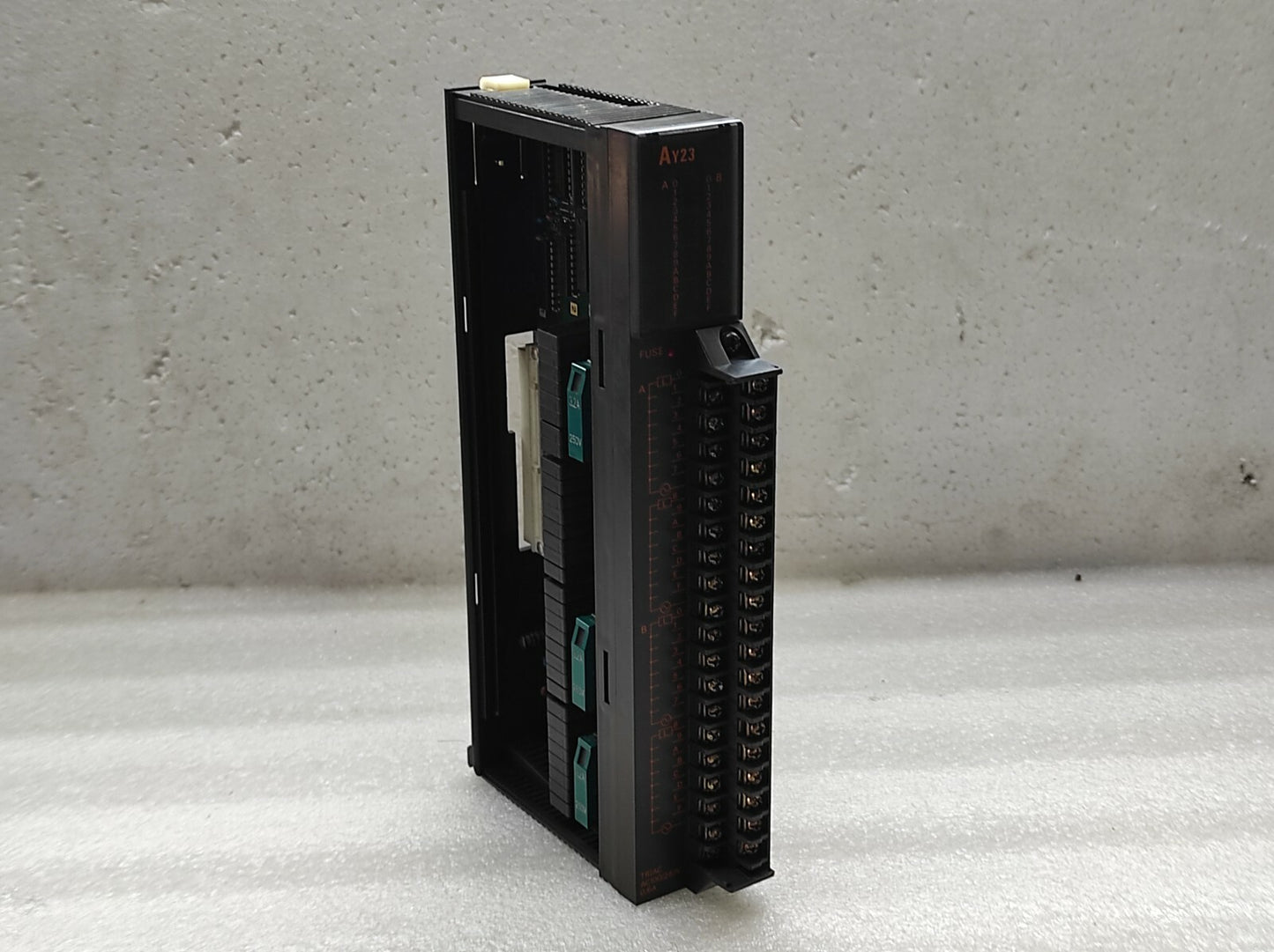 MITSUBISHI MELSEC AY23 PROGRAMMABLE CONTROLLER