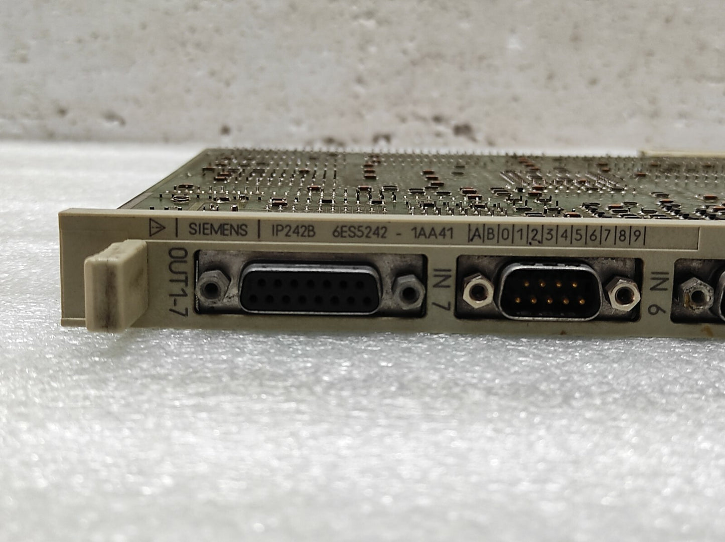 SIEMENS 6ES5 242-1AA41 COUNTER MODULE