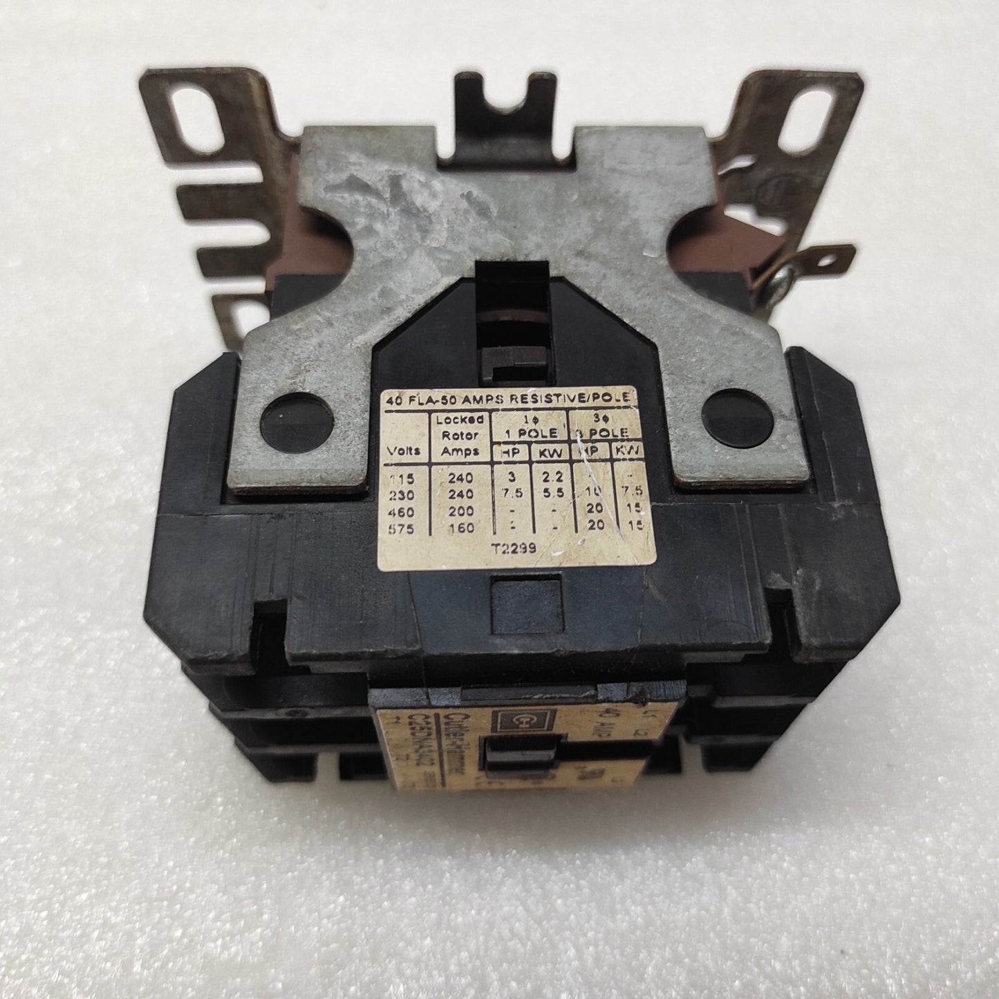 CUTLER HAMMER C25DNA3402 MAGNETIC CONTACTOR 40A COIL VOLTAGE 24V