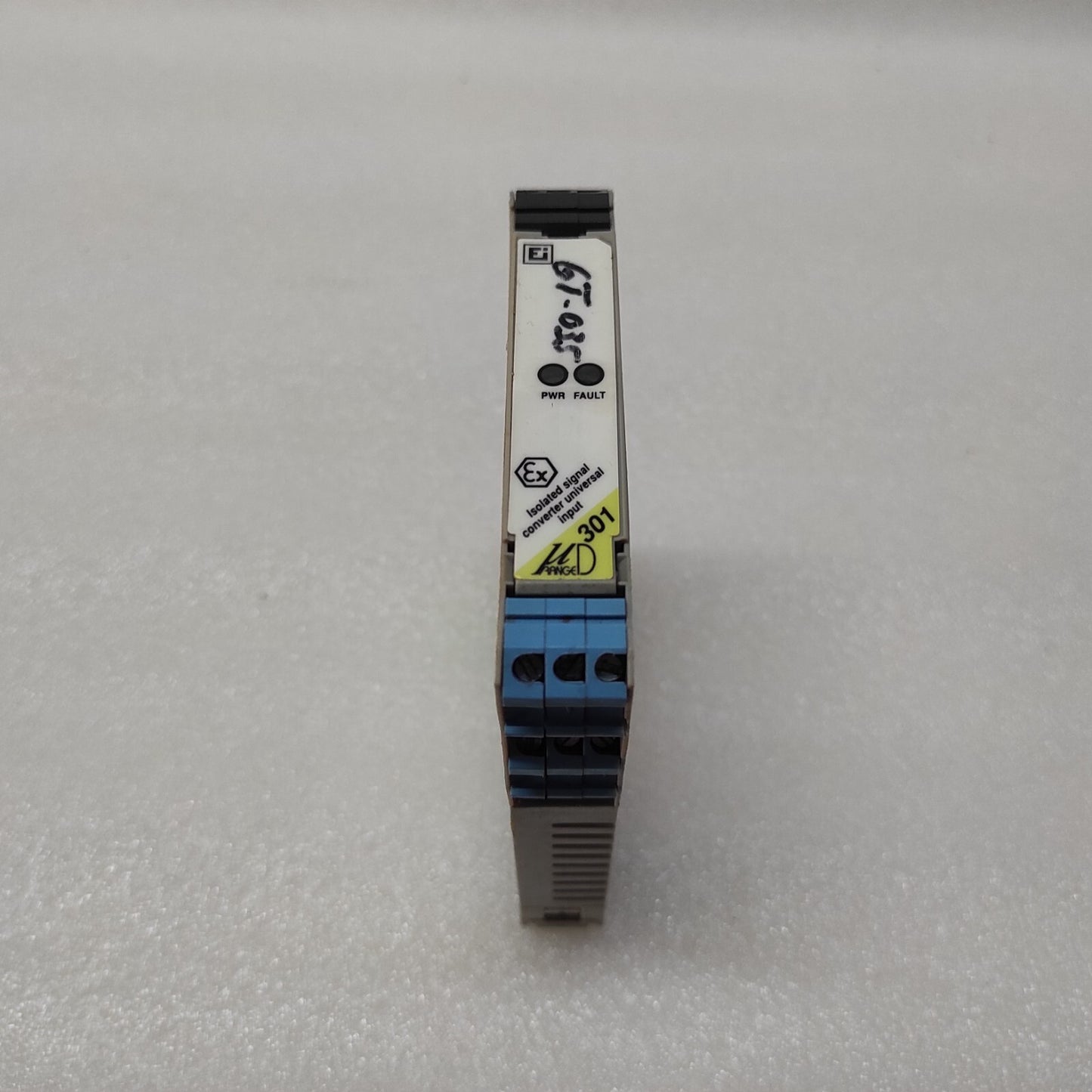 ELCON INSTRUMENT 301 1-CH ISOLATED SIGNAL CONVERTER UNIVERSAL INPUT