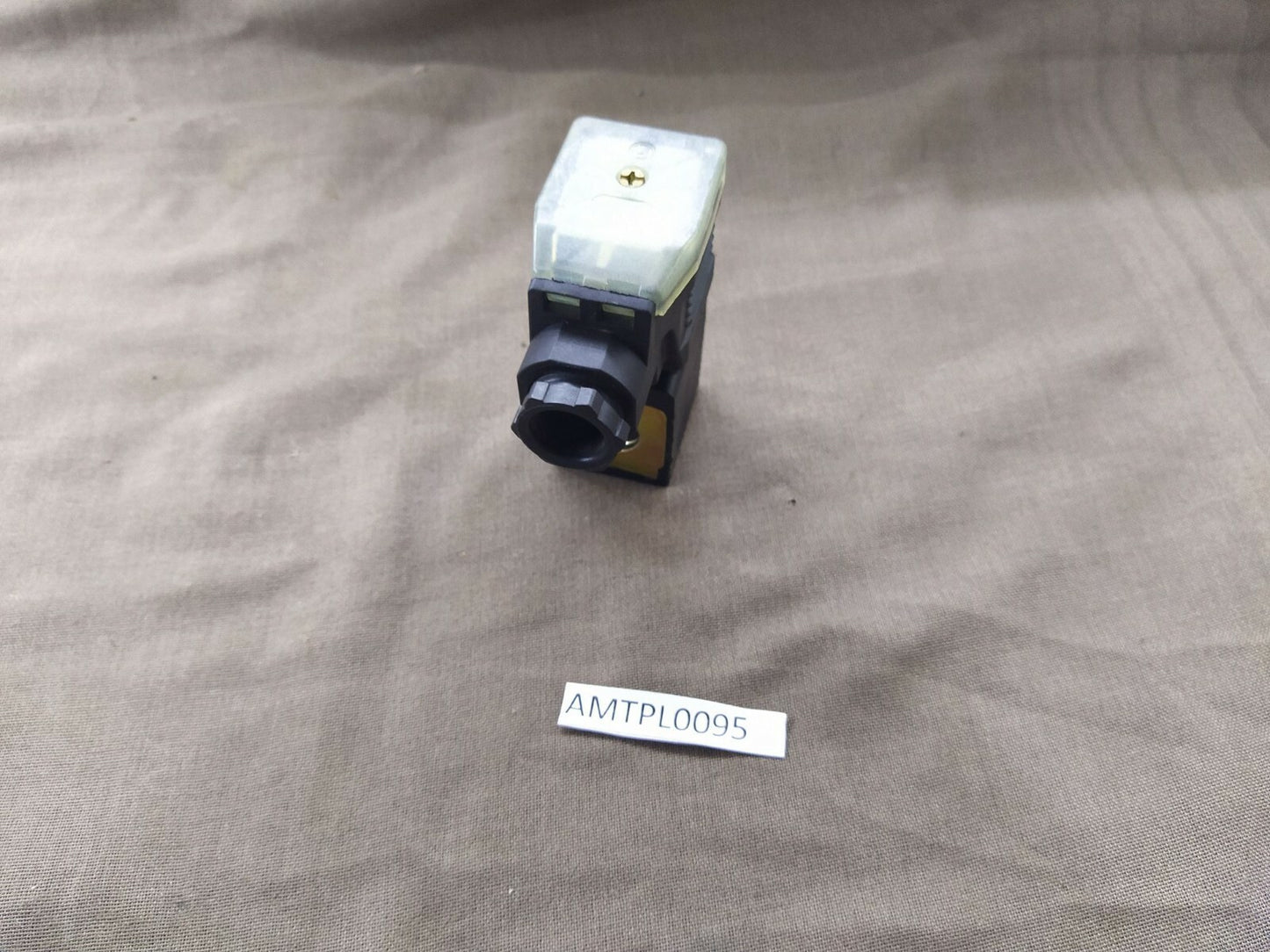 Solenoid Coil 483510P0F DZ06P0 24V 9W