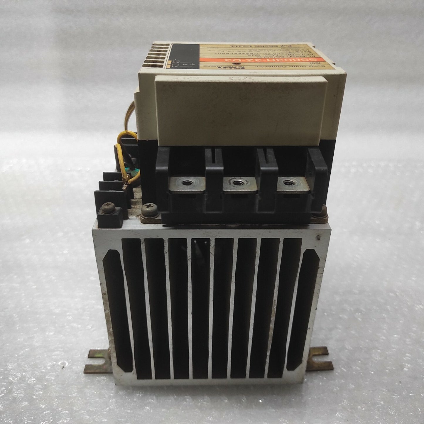 FUJI ELECTRIC SS803H-3Z-D3 SOLID STATE CONTACTOR WITH HEAT SINK SX1-C12-A3