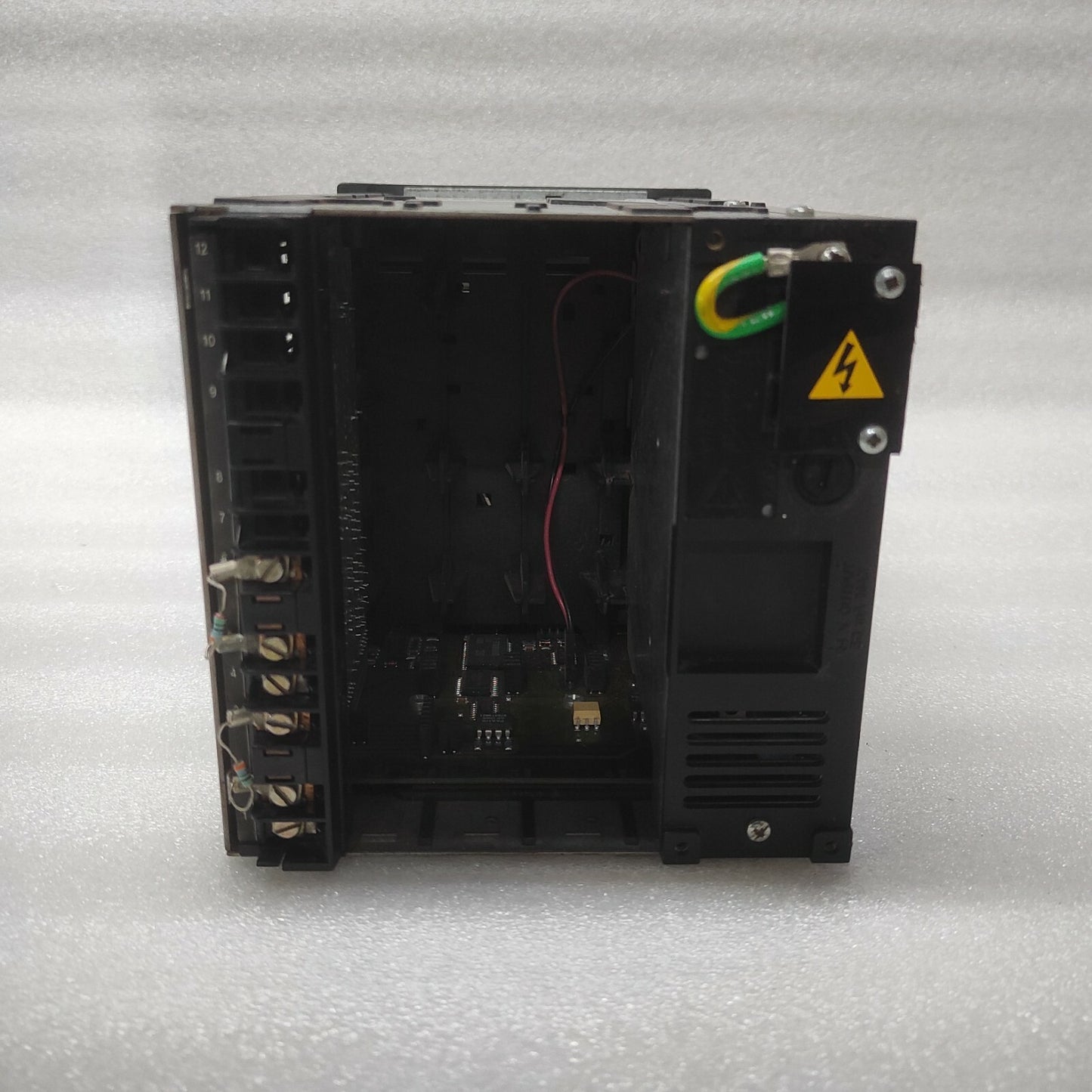 HONEYWELL DP102 CHART RECORDER DP102-0-A-00-0-Z-1-00-E0-041 85-264VAC