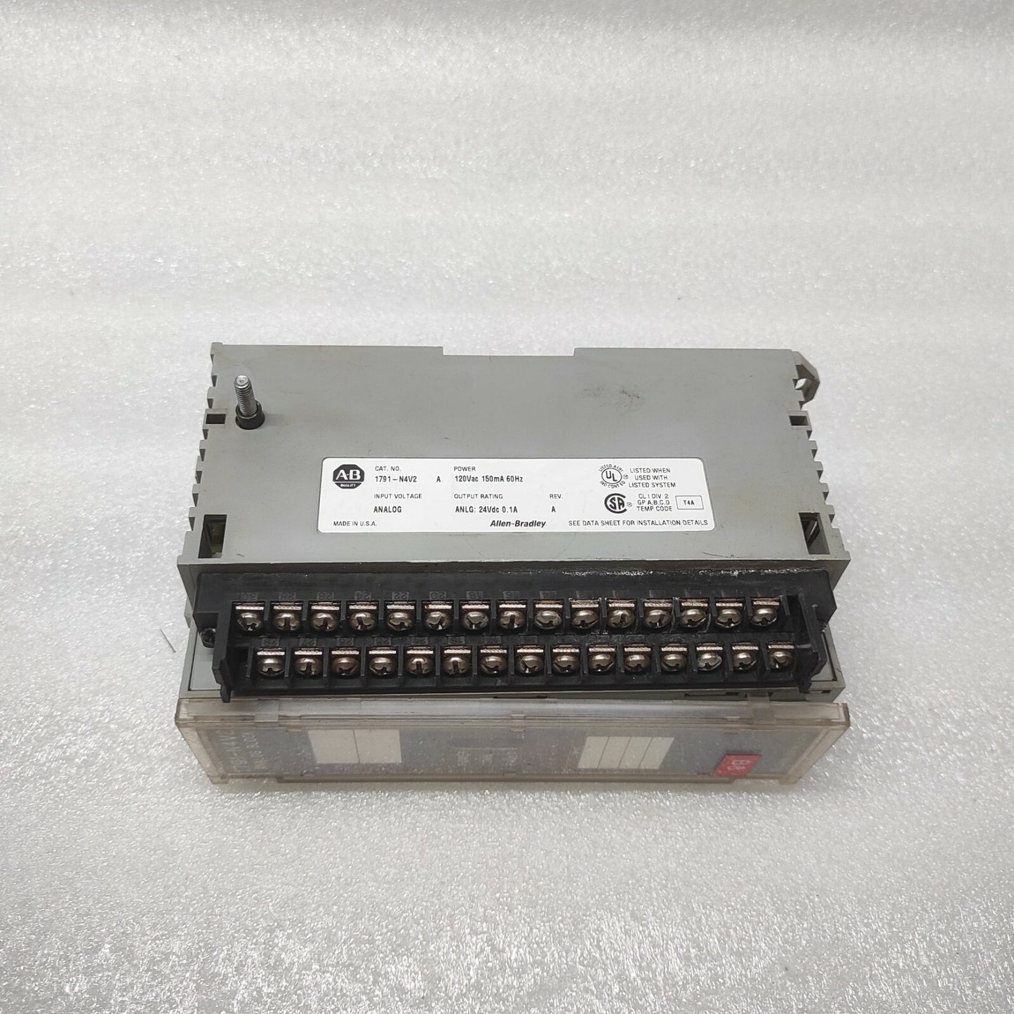 ALLEN BRADLEY CAT 1791-N4V2 ANALOG BLOCK 120VAC