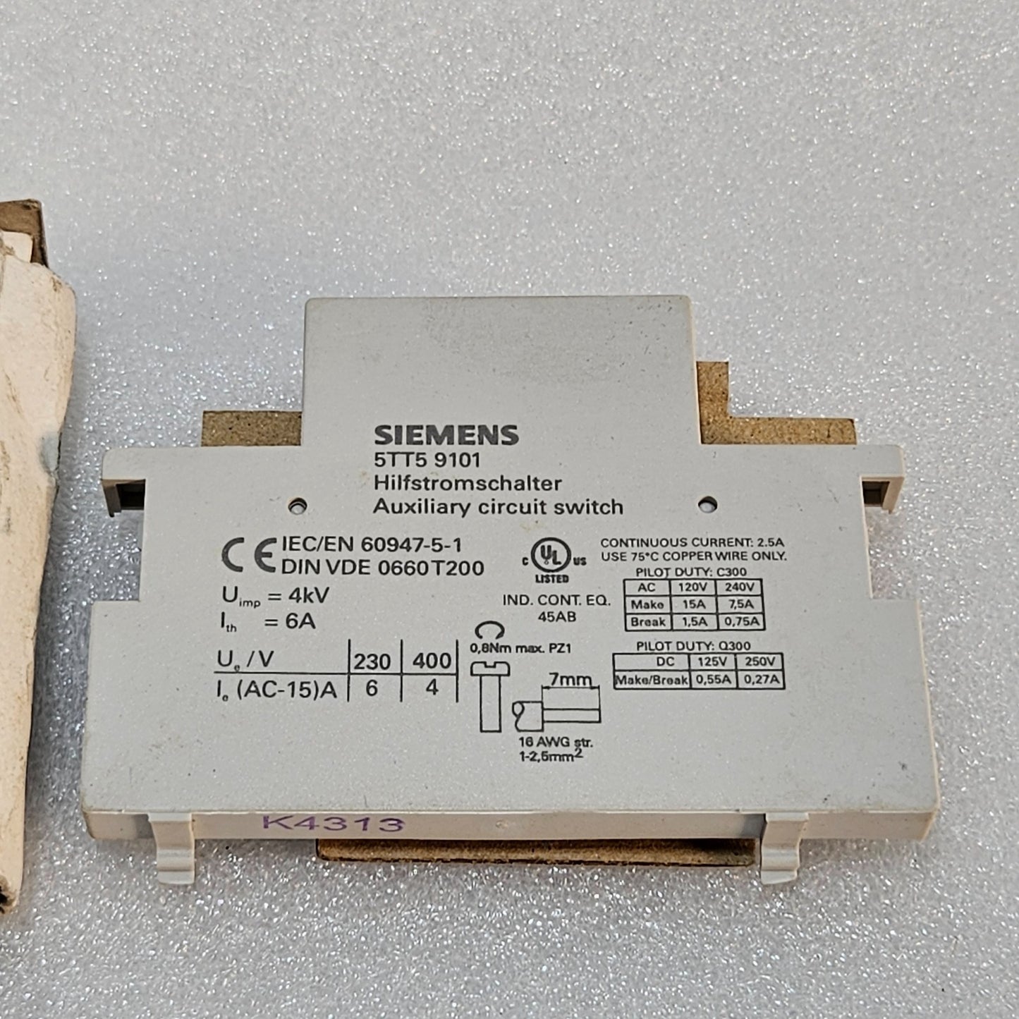 SIEMENS 5TT5 9101 AUXILIARY SWITCH 1NO 1NC FOR 5TT5 8 SERIES MADE IN SLOVENIA