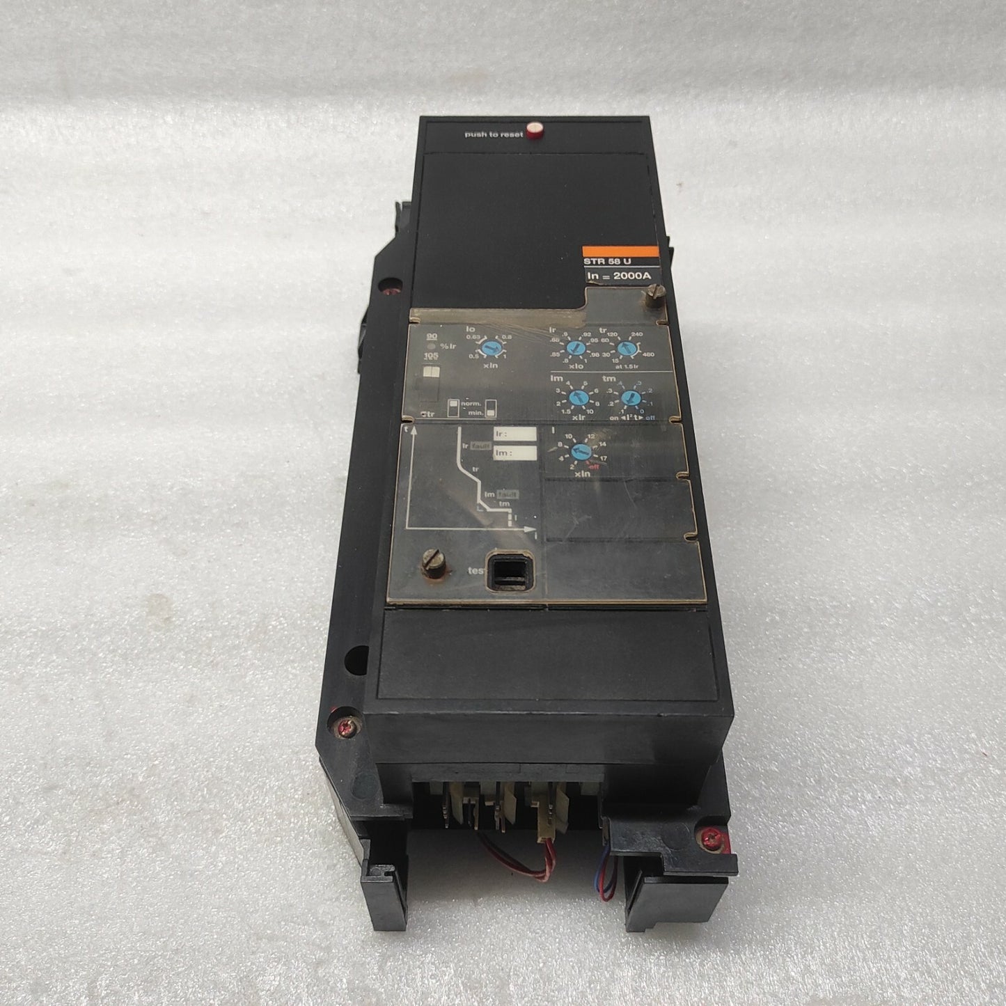 MERLIN GERIN STR58U MASTEERPACT CIRCUIT BREAKER 2000A
