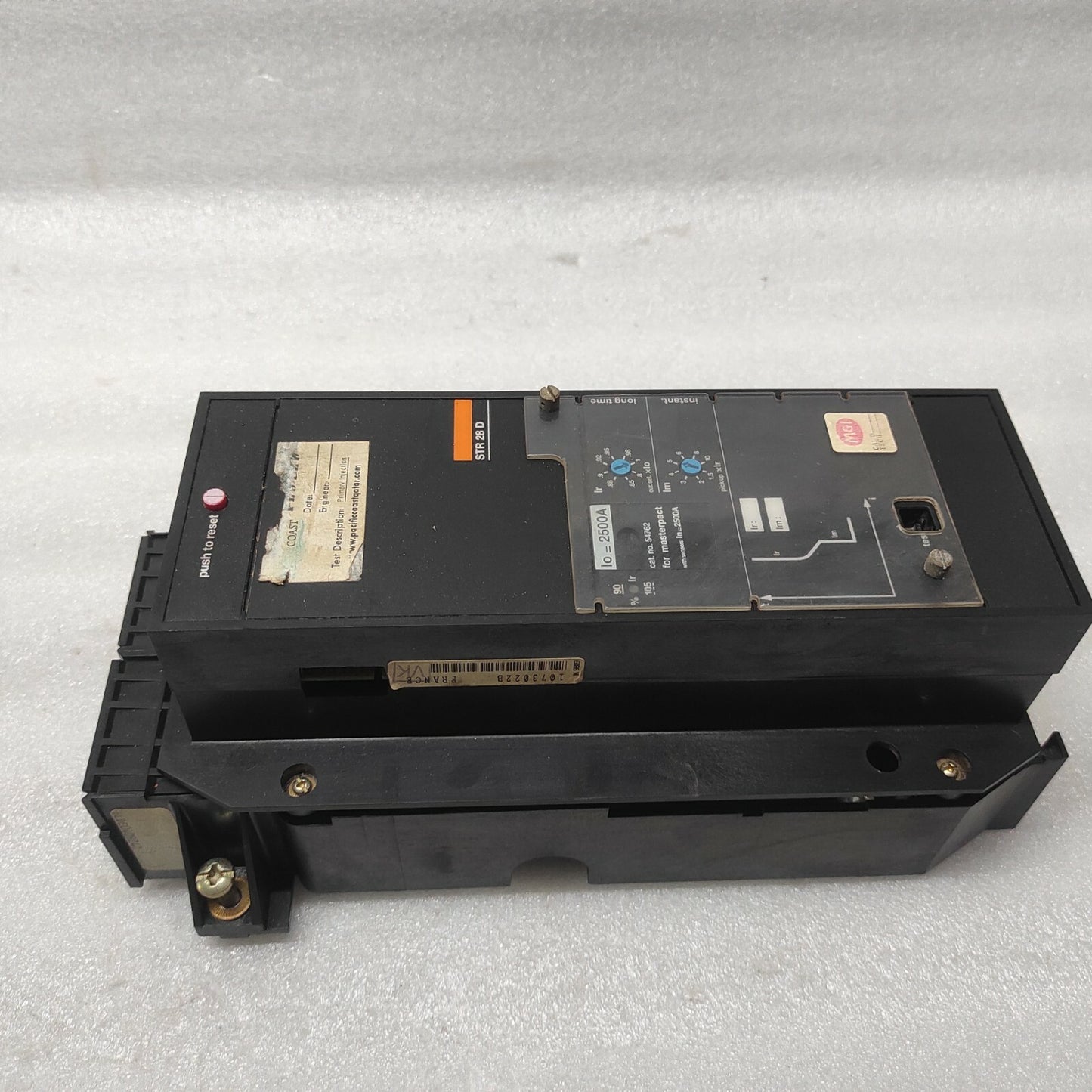 MERLIN GERIN STR28D MASTER PACT CIRCUIT BREAKER 54762 2500A