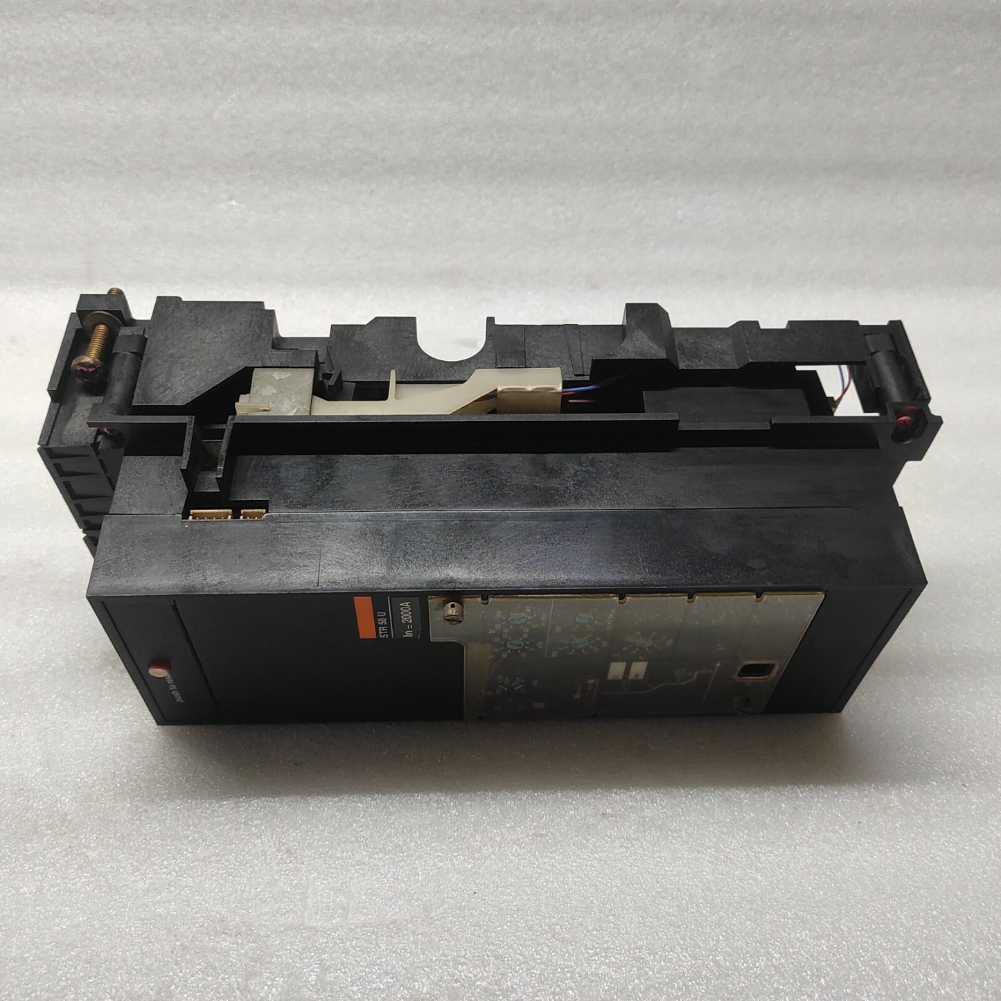 MERLIN GERIN STR58U MASTEERPACT CIRCUIT BREAKER 2000A