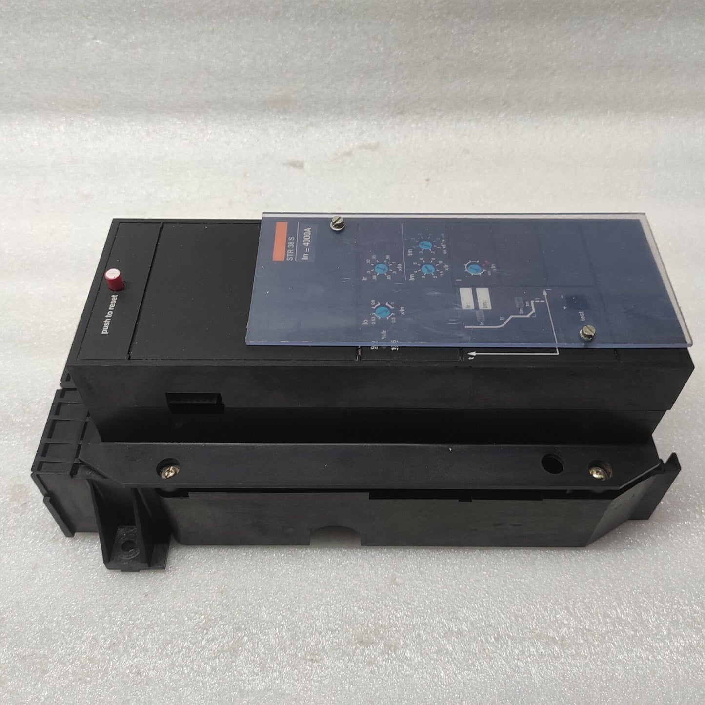MERLIN GERIN STR38S MASTER PACT CIRCUIT BREAKER 4000A