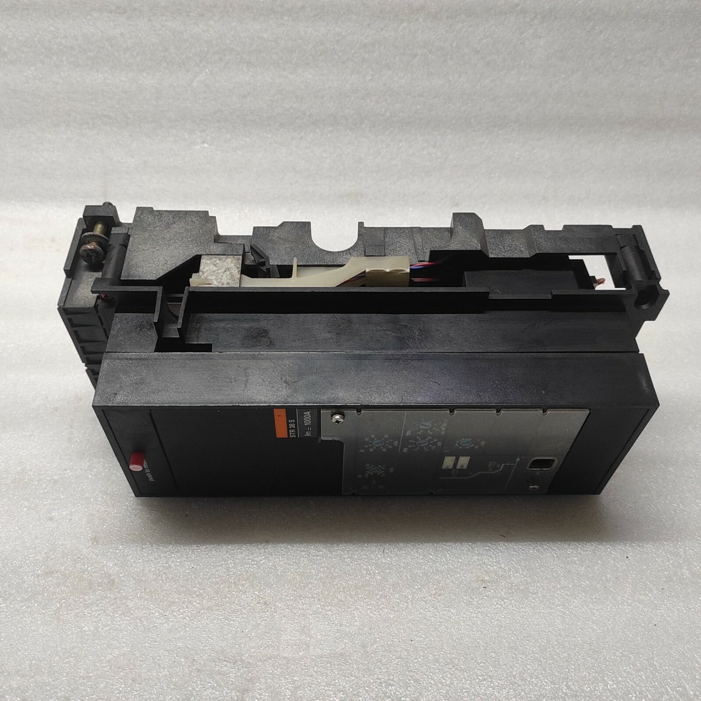 MERLIN GERIN STR38S MASTERPACT CIRCUIT BREAKER 1000A