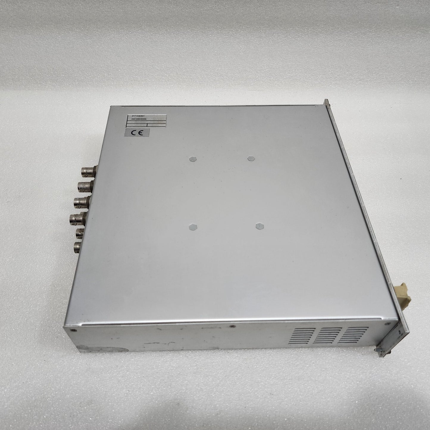PROMAX DVB-T DIGITAL TO TV COMBINER & AMPLIFIER DT710AE801
