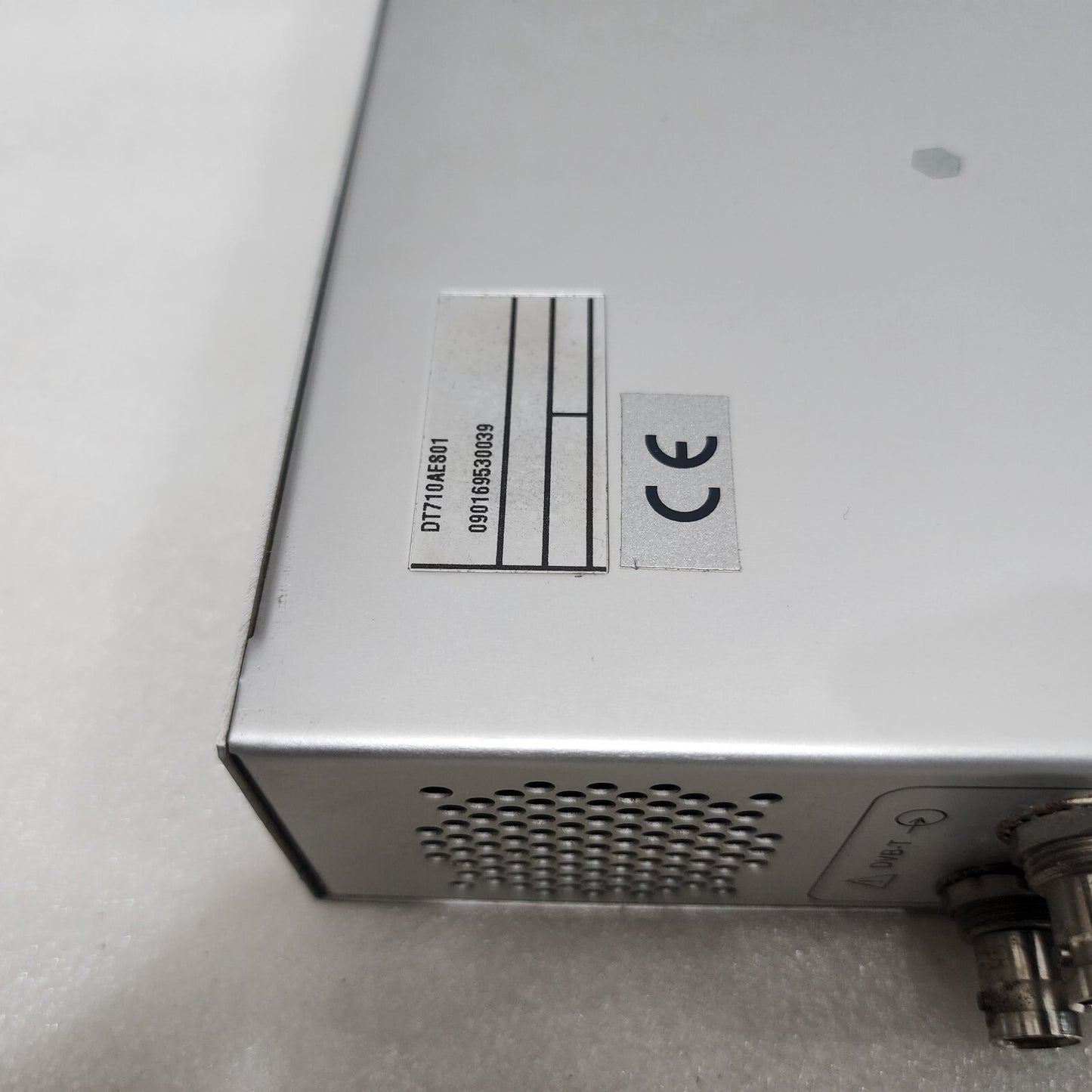 PROMAX DVB-T DIGITAL TO TV COMBINER & AMPLIFIER DT710AE801