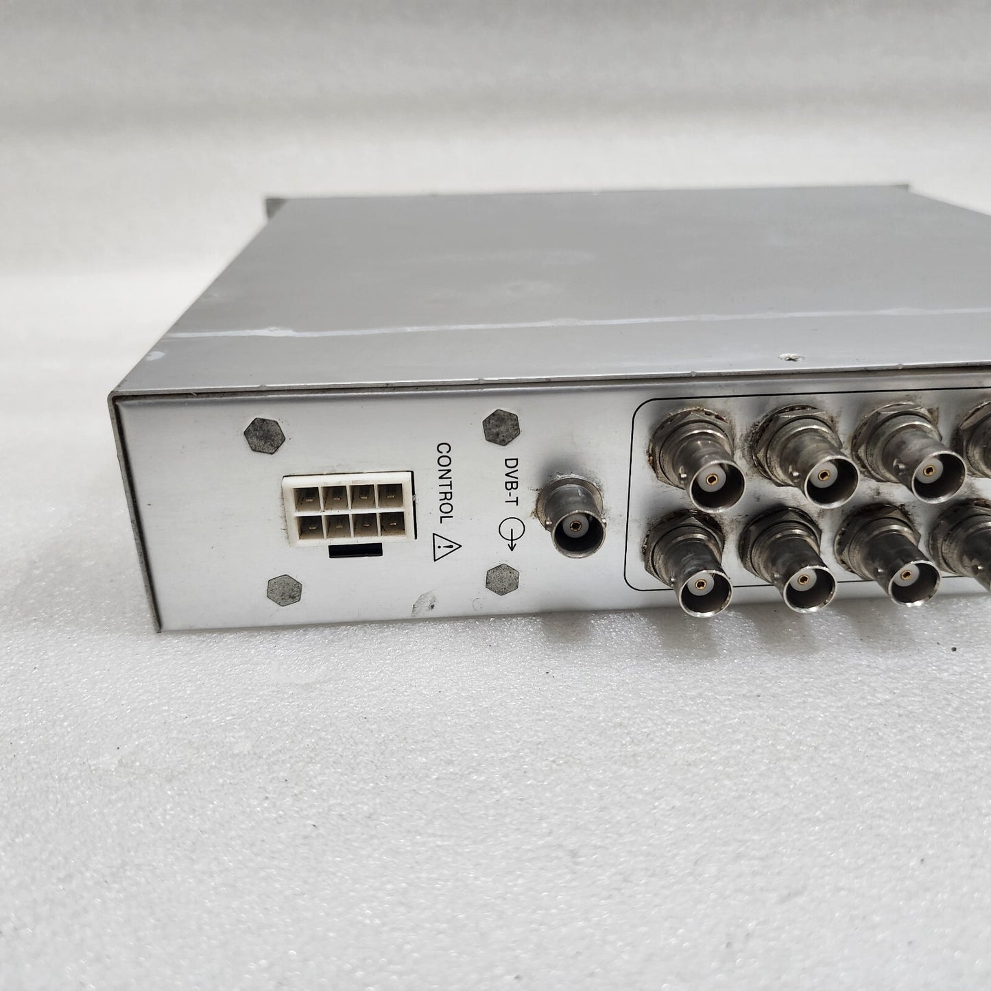 PROMAX DVB-T DIGITAL TO TV COMBINER & AMPLIFIER DT710AE801