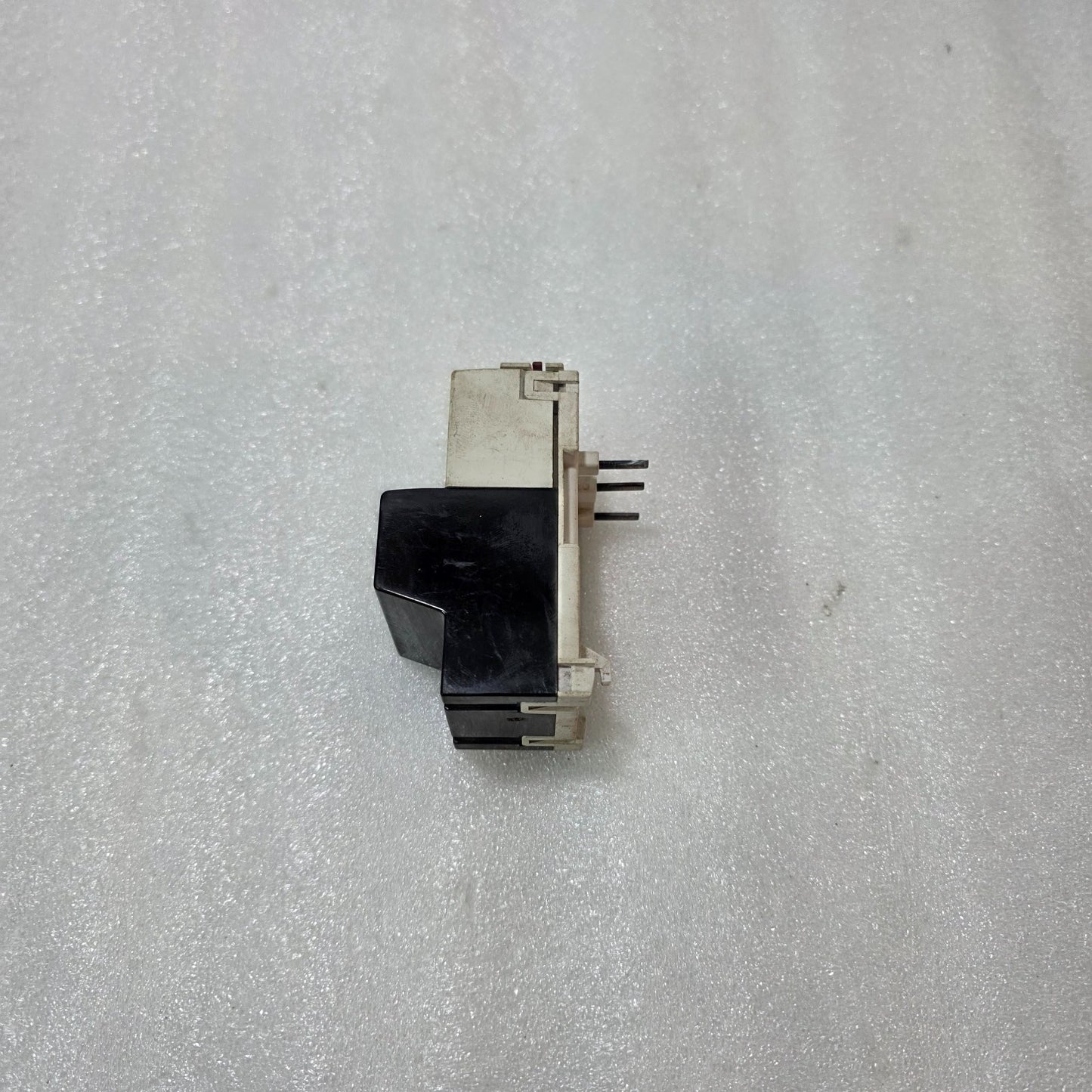TERASAKI TKK22 THERMAL OVERLOAD RELAY 2.5–4A ADJUSTABLE MOTOR PROTECTION RELAY