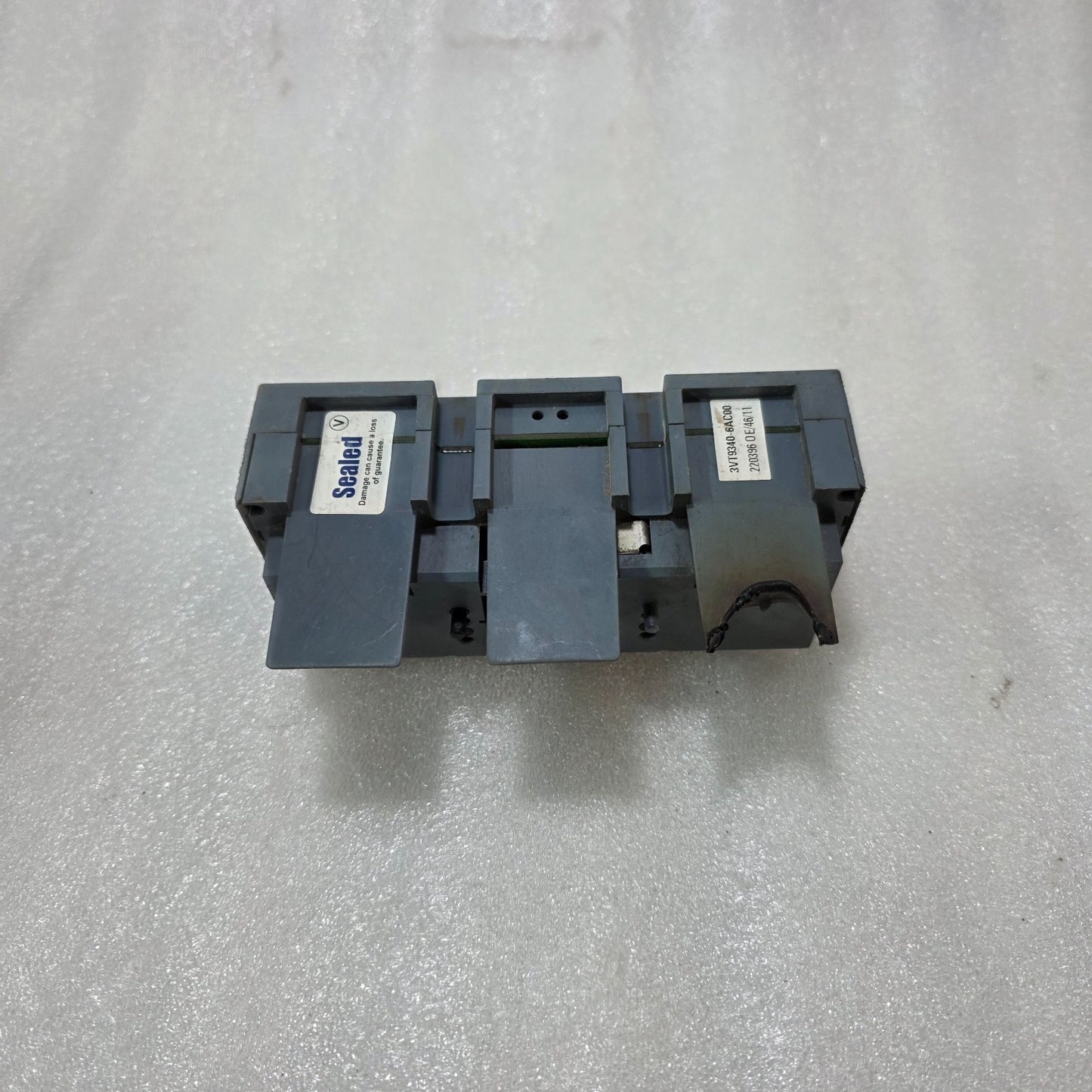 SIEMENS 3VT9340-6AC00 ETU DP ELECTRONIC TRIP UNIT – 400A MCCB PROTECTION MODULE