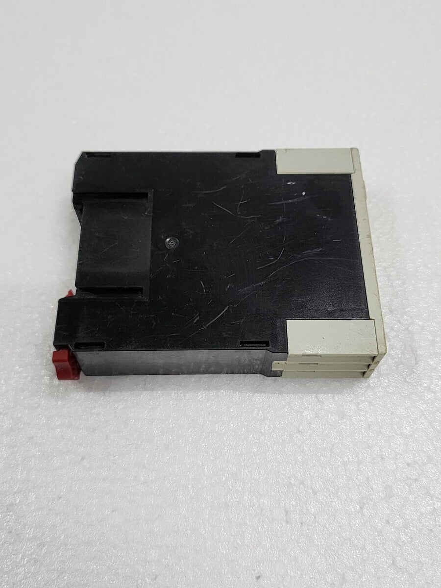 SAIA BURGESS CONTROL K0P160J7MWVPN00 TIMER RELAY 20-240VAC/24-48VDC