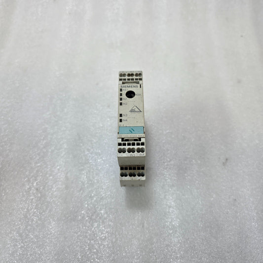 SIEMENS 3RK1200-0CG02-0AA2 AS-I MODULE – 4 INPUT AS-INTERFACE DIGITAL I/O MODULE
