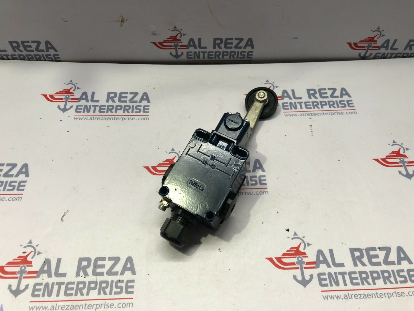 STEUTE EEX 355 4V3H 20 92.5.23.3.01 LIMIT SWITCH 010517