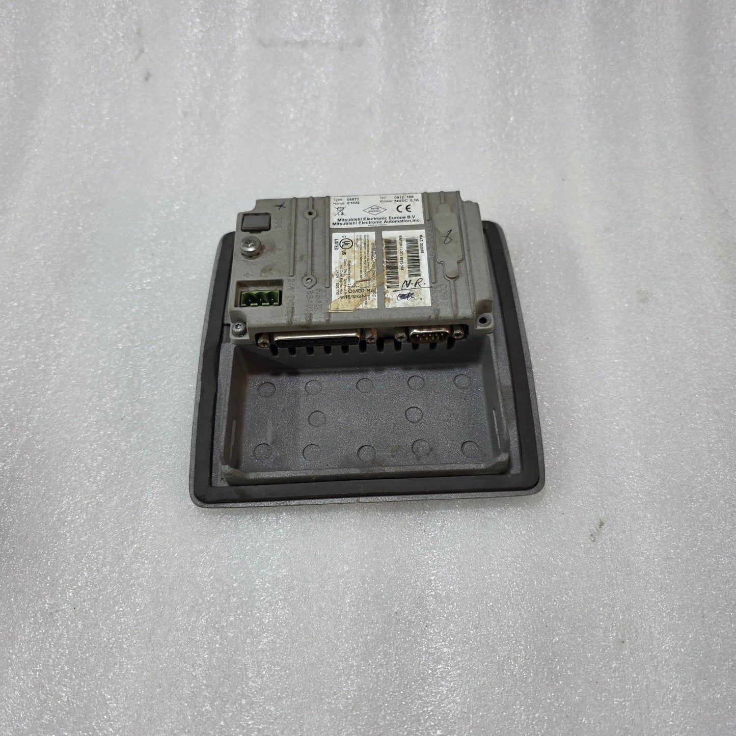 MITSUBISHI BEIJER E1022 OPERATOR PANEL HMI (NON WORKING ) FOR PARTS