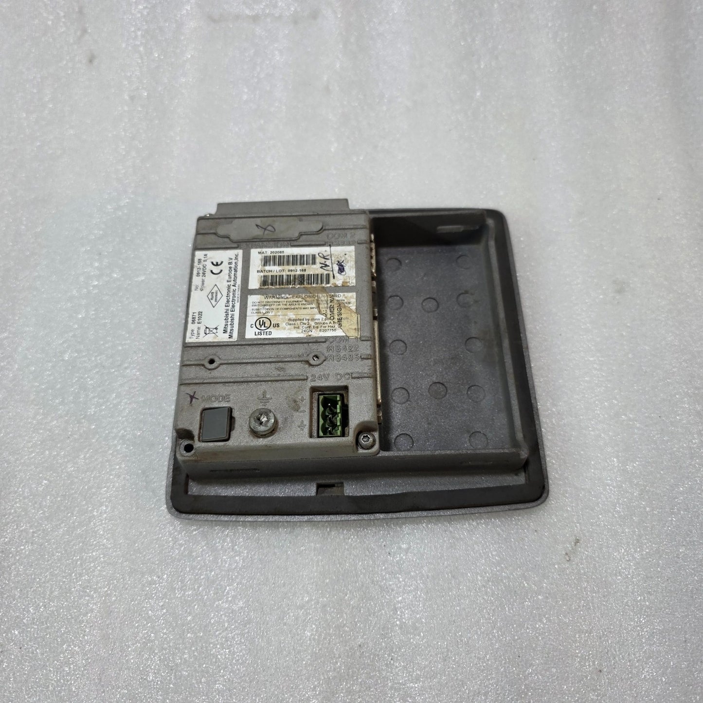 MITSUBISHI BEIJER E1022 OPERATOR PANEL HMI (NON WORKING ) FOR PARTS