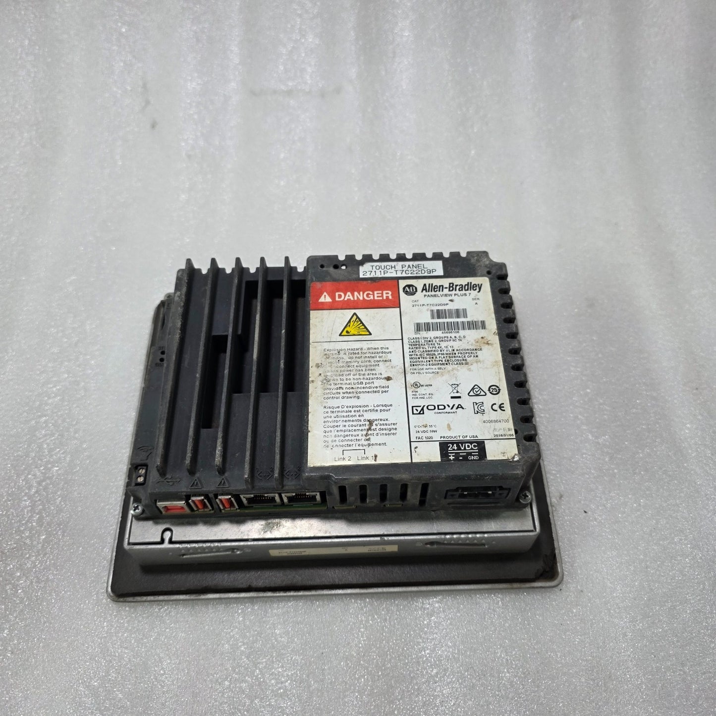 ALLEN BRADLEY 2711P-T7C22D9P PANELVIEW PLUS 7 HMI  (NON WORKING ) FOR PARTS