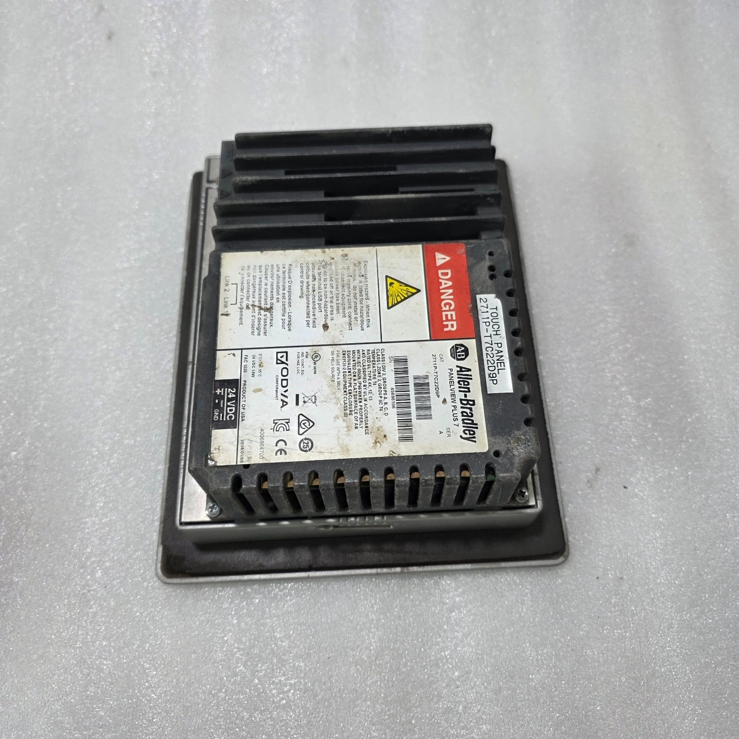 ALLEN BRADLEY 2711P-T7C22D9P PANELVIEW PLUS 7 HMI  (NON WORKING ) FOR PARTS